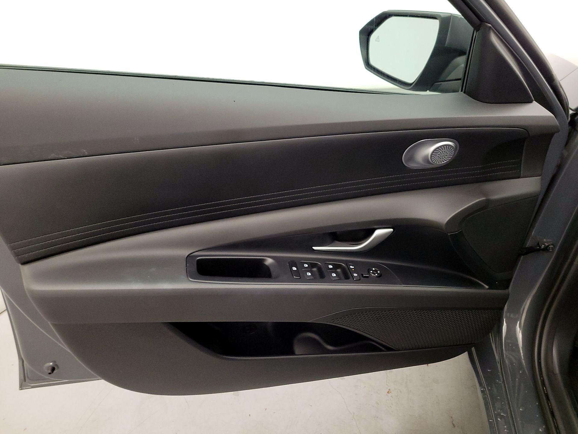 Thumbnail: 2024 Hyundai Elantra - 12