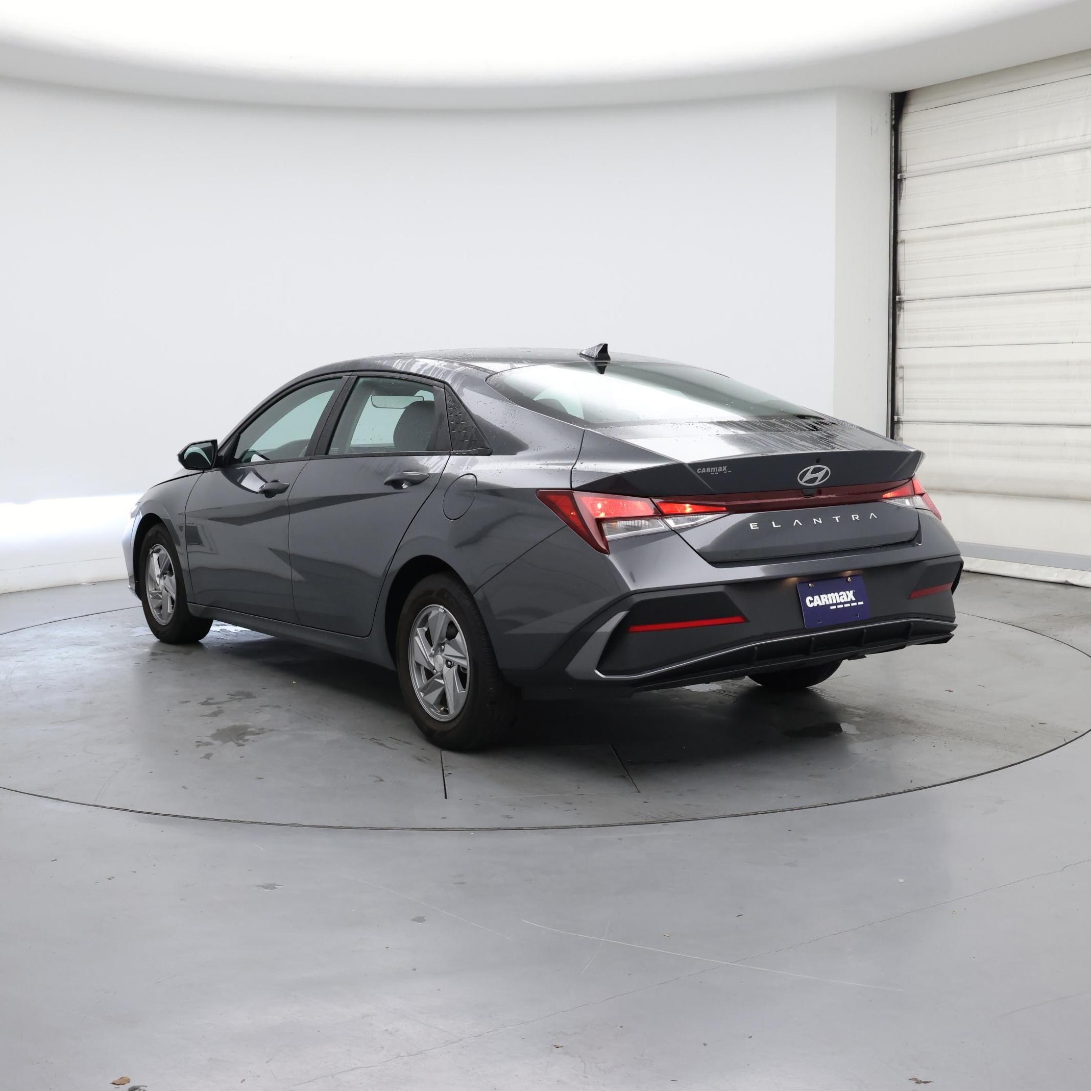 Thumbnail: 2024 Hyundai Elantra - 2