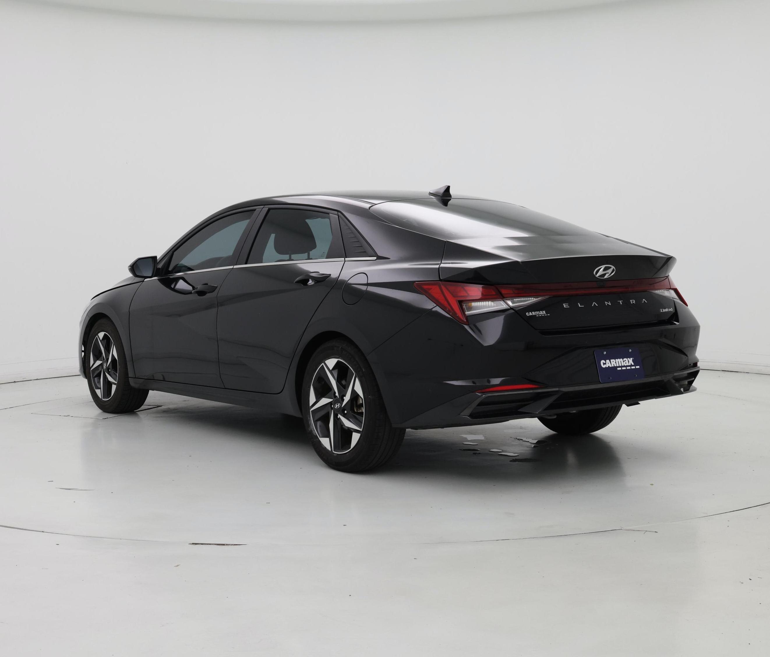 Thumbnail: 2023 Hyundai Elantra - 2