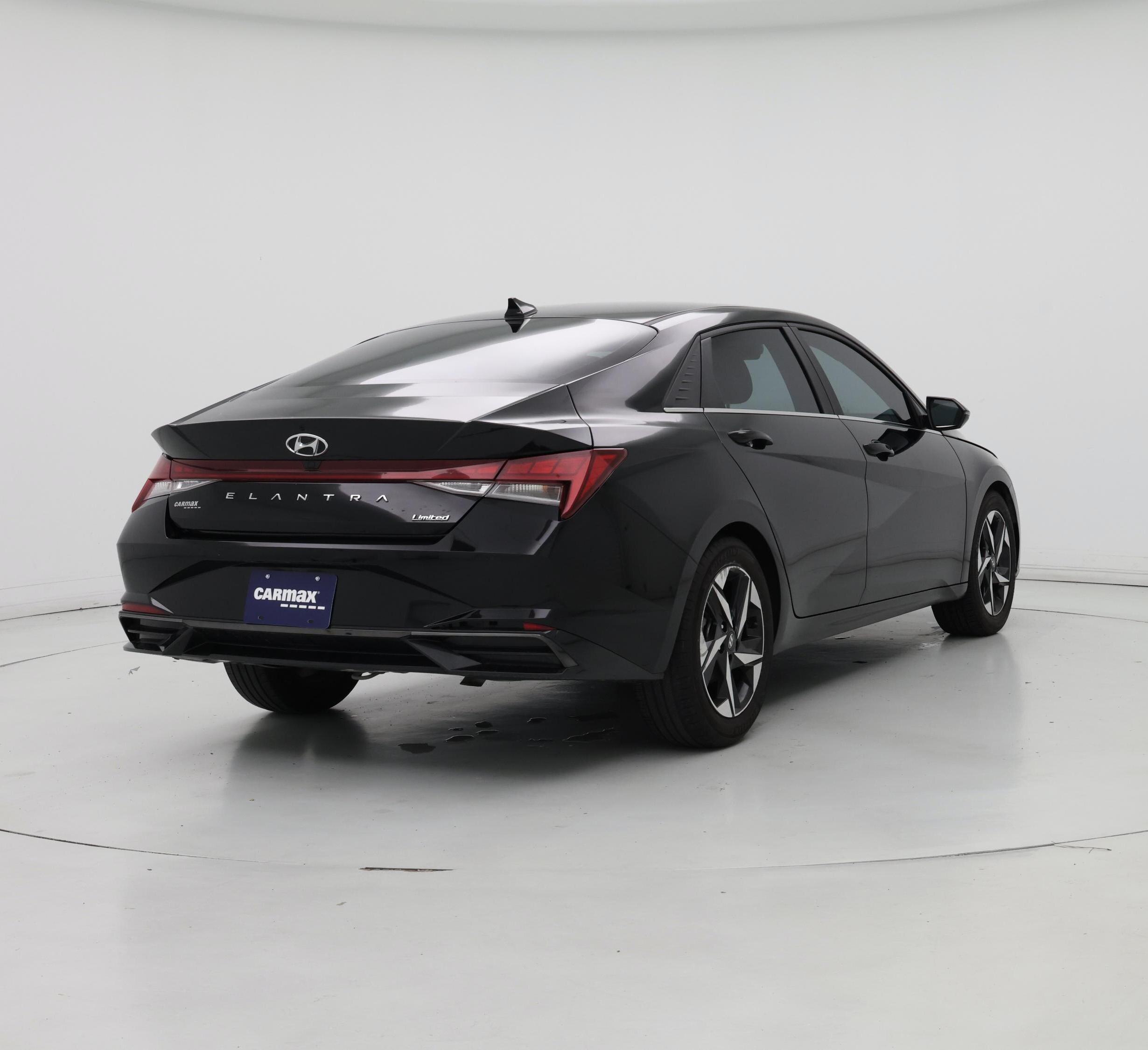 Thumbnail: 2023 Hyundai Elantra - 8