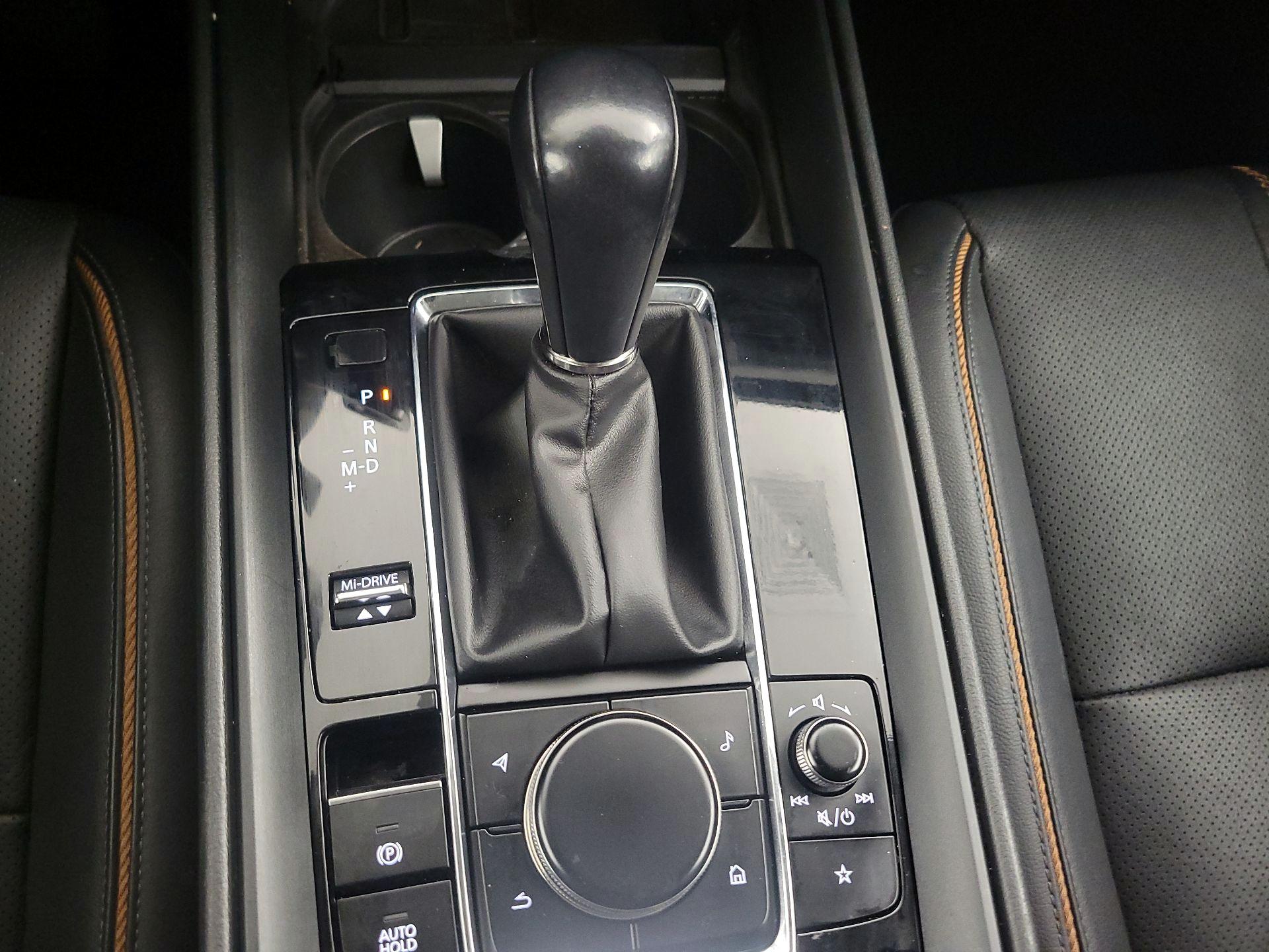 Thumbnail: 2023 Mazda CX-50 - 18