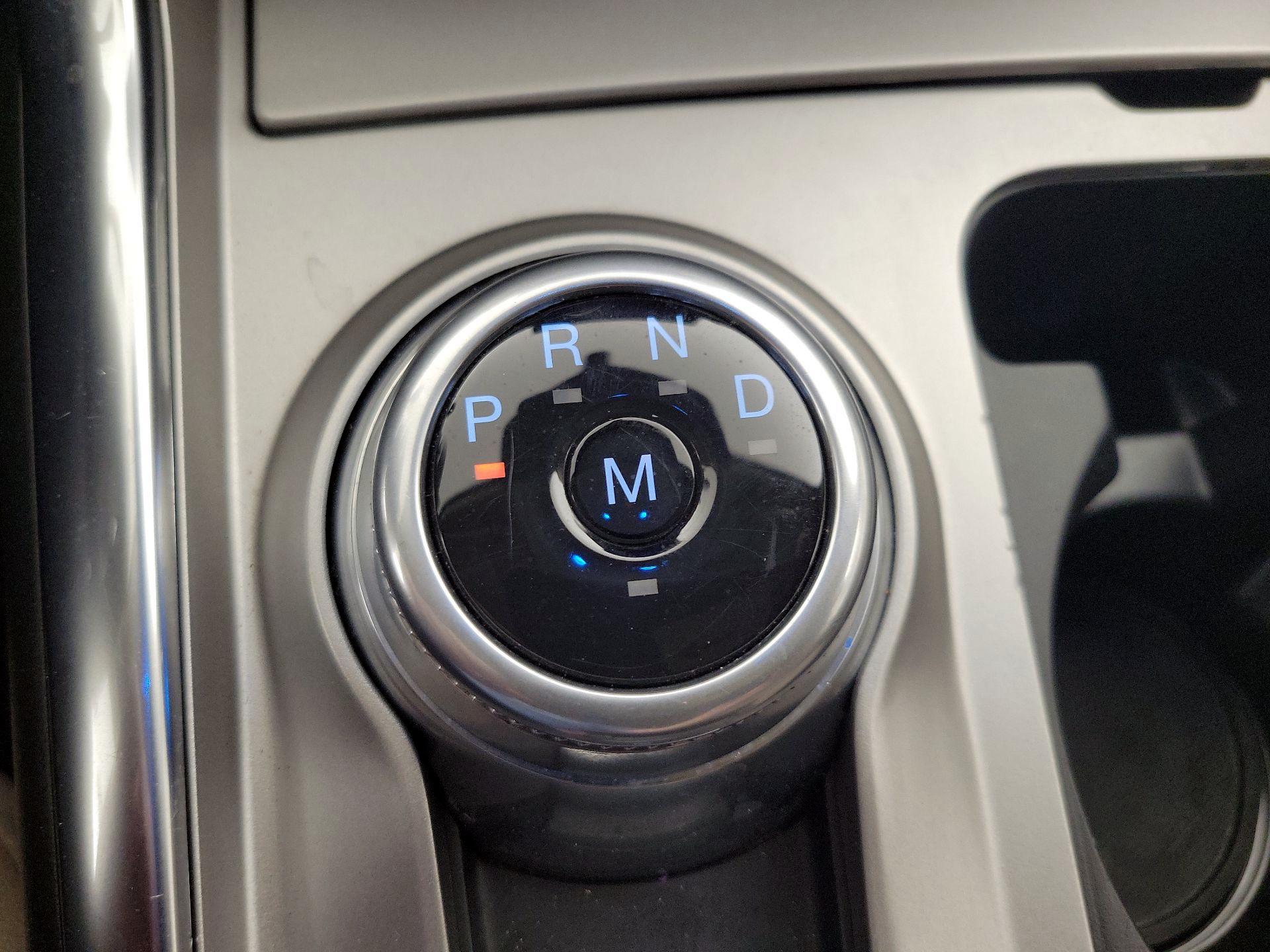 Thumbnail: 2021 Ford Explorer - 17