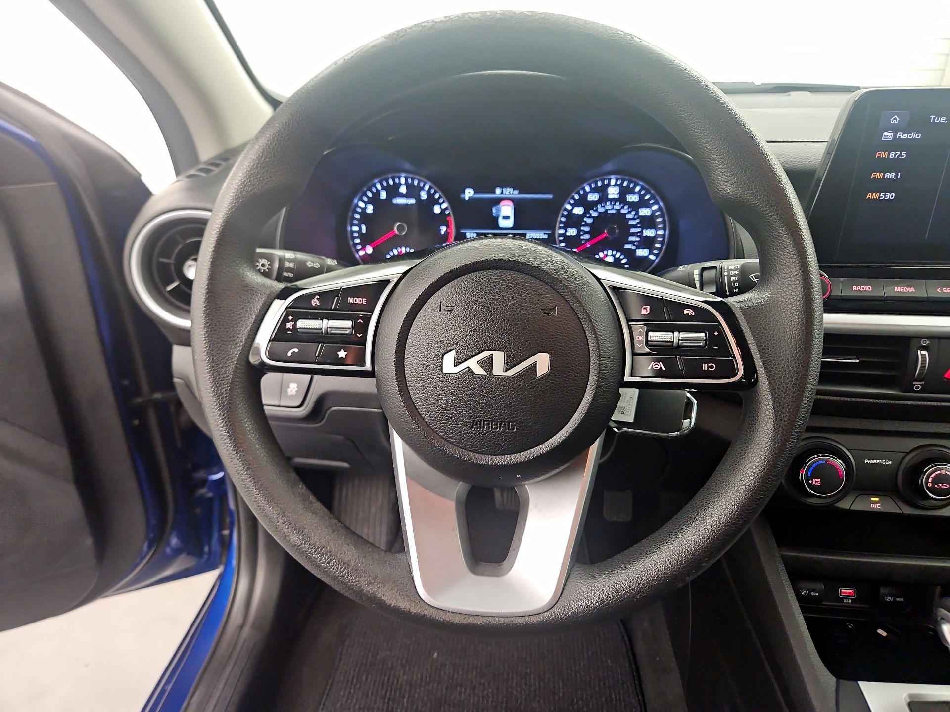 Thumbnail: 2023 Kia Forte - 10