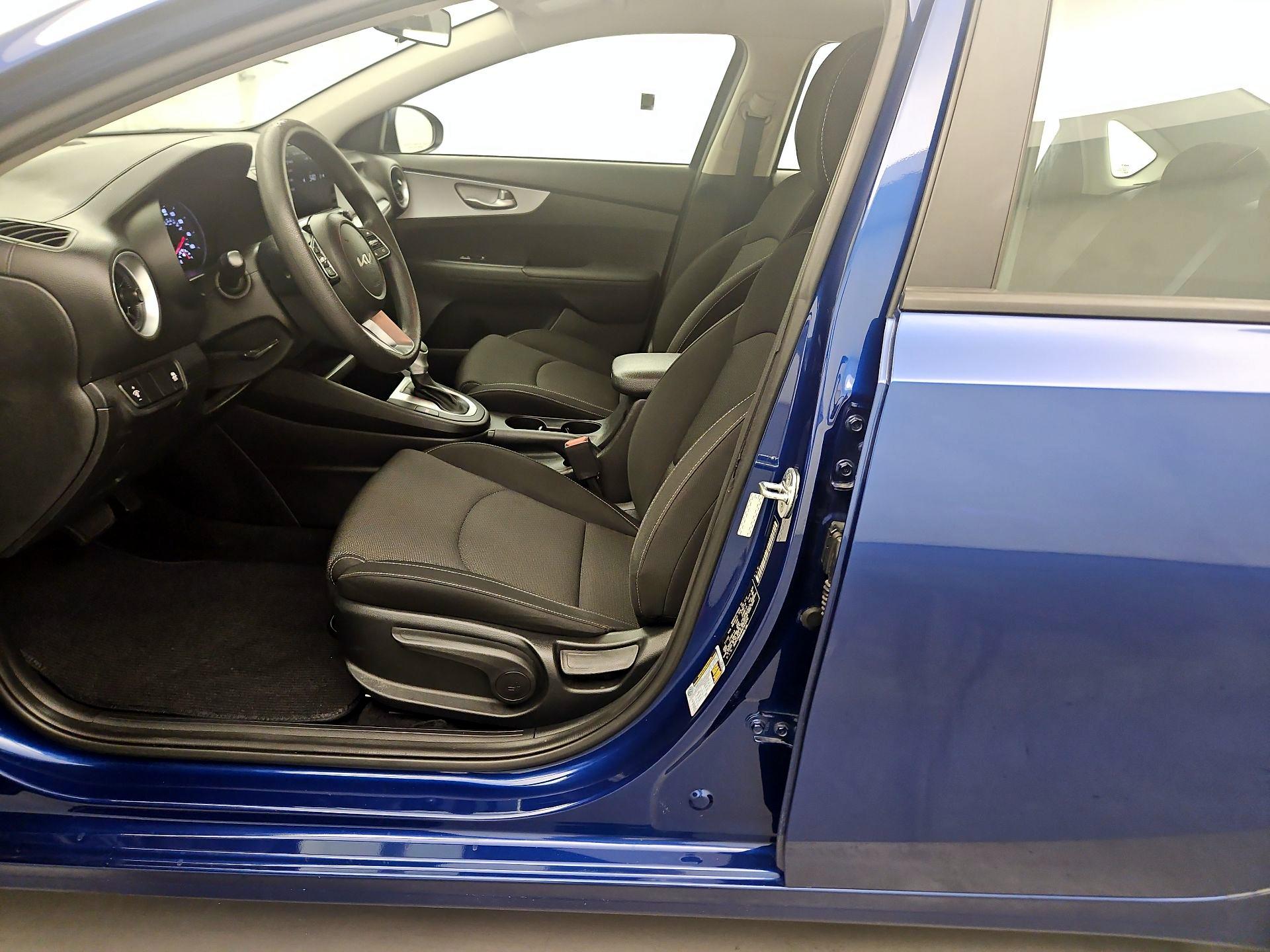 Thumbnail: 2023 Kia Forte - 11