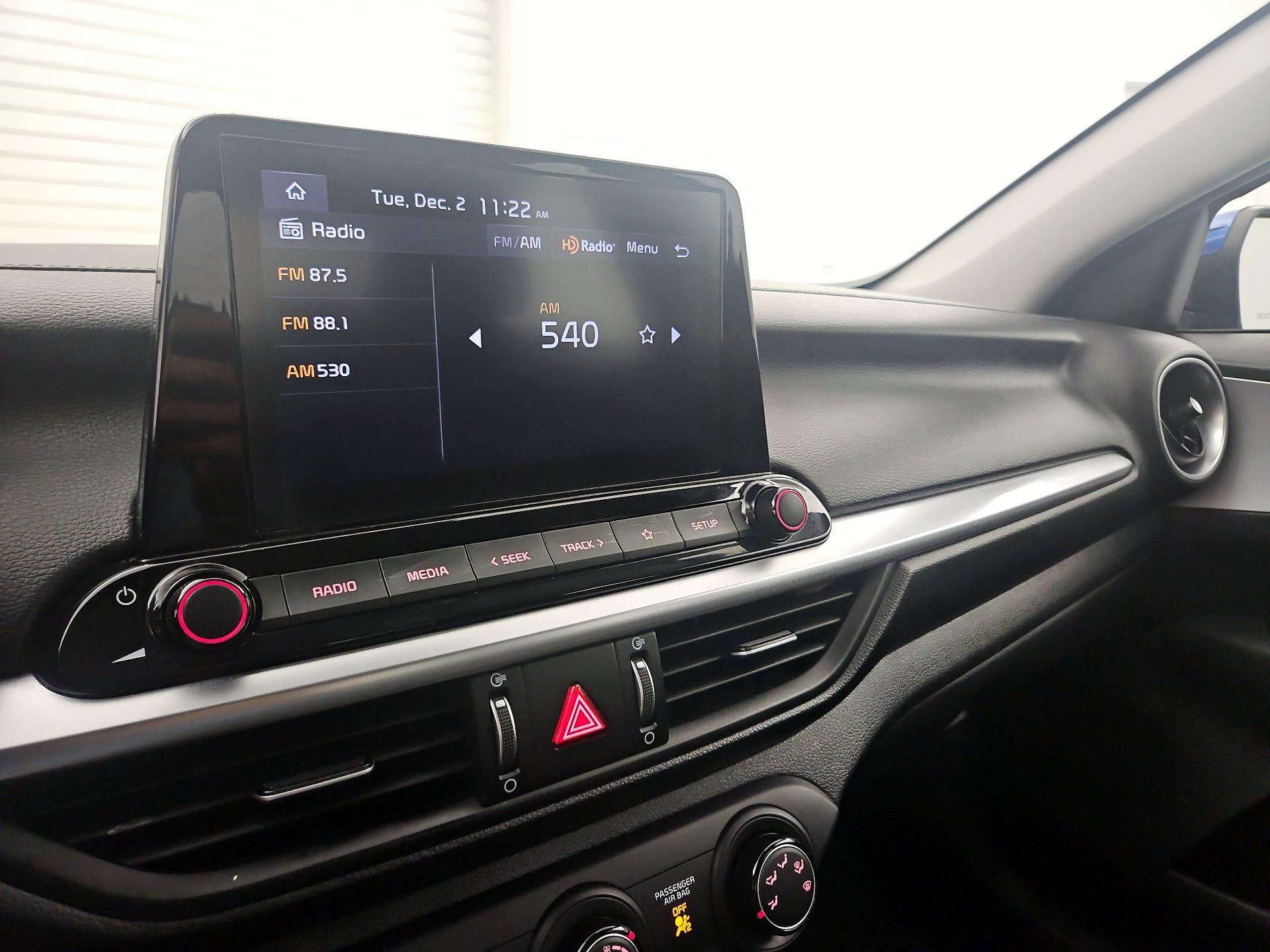 Thumbnail: 2023 Kia Forte - 15