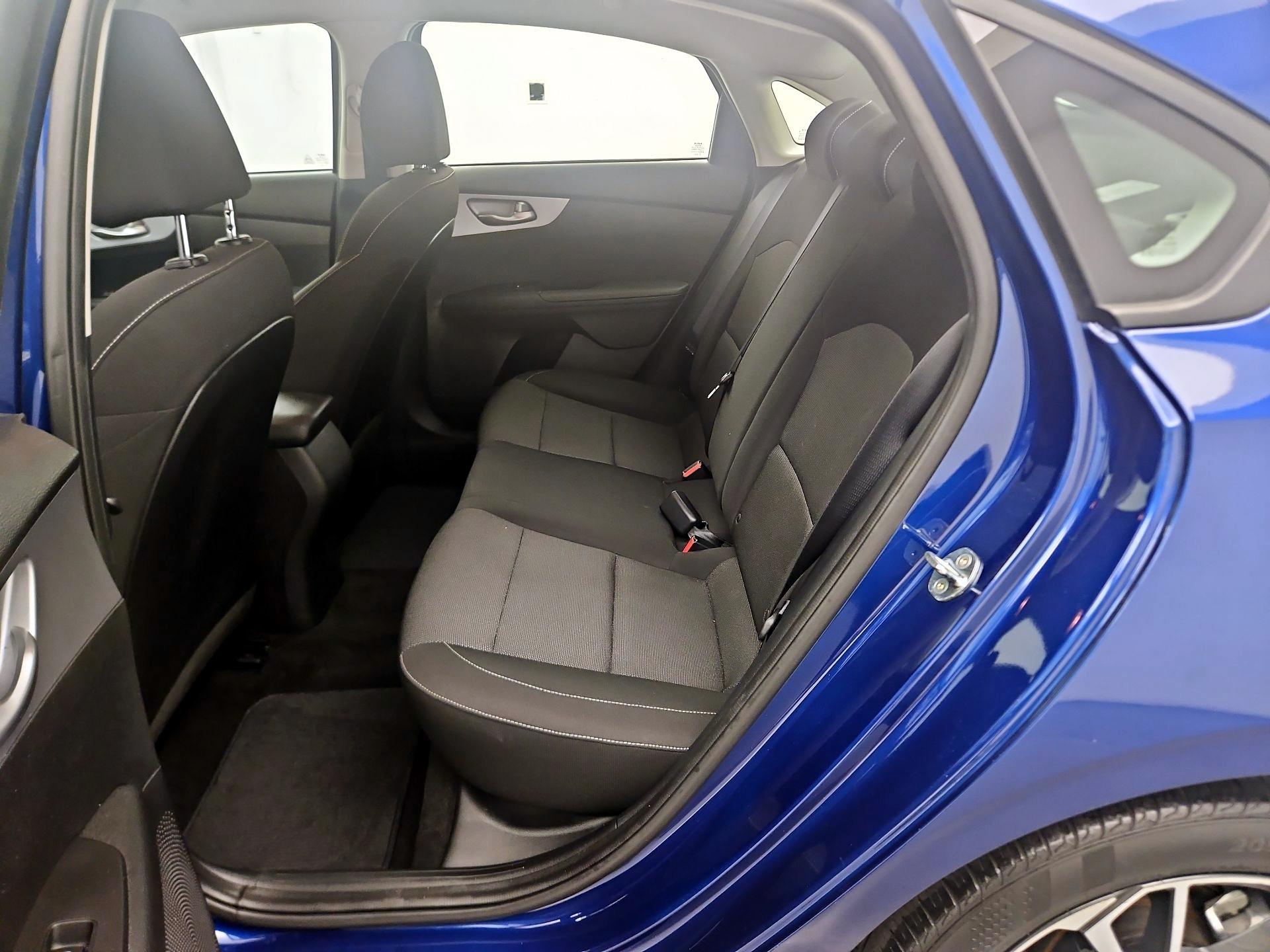 Thumbnail: 2023 Kia Forte - 18