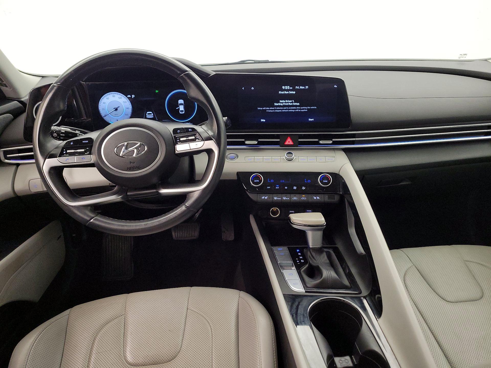 Thumbnail: 2023 Hyundai Elantra - 9