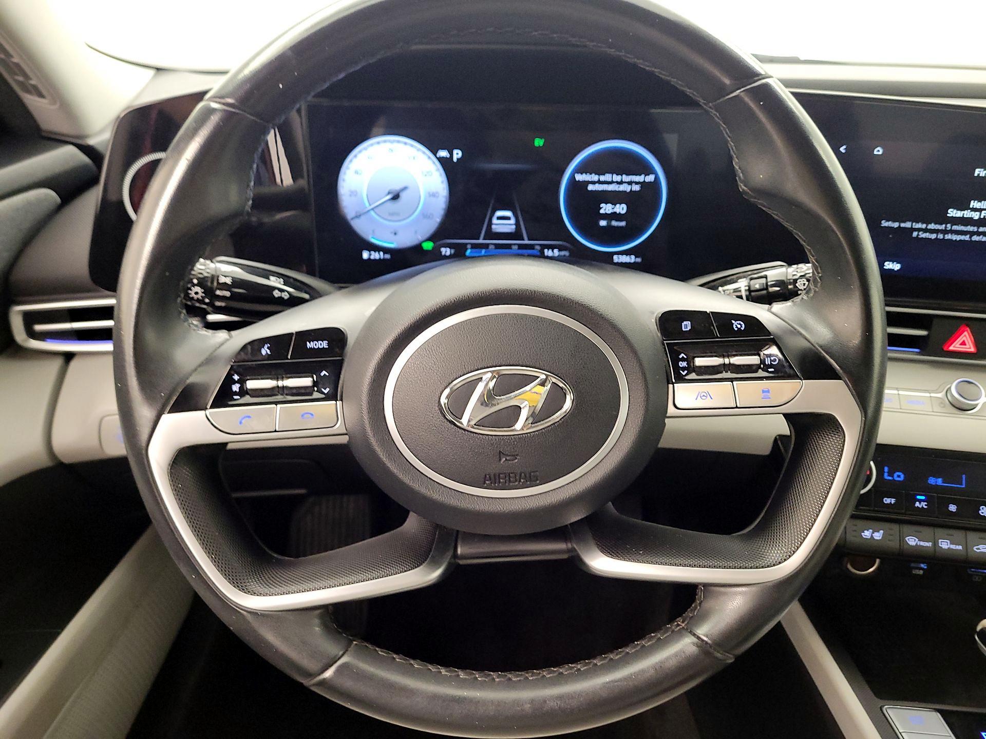 Thumbnail: 2023 Hyundai Elantra - 10