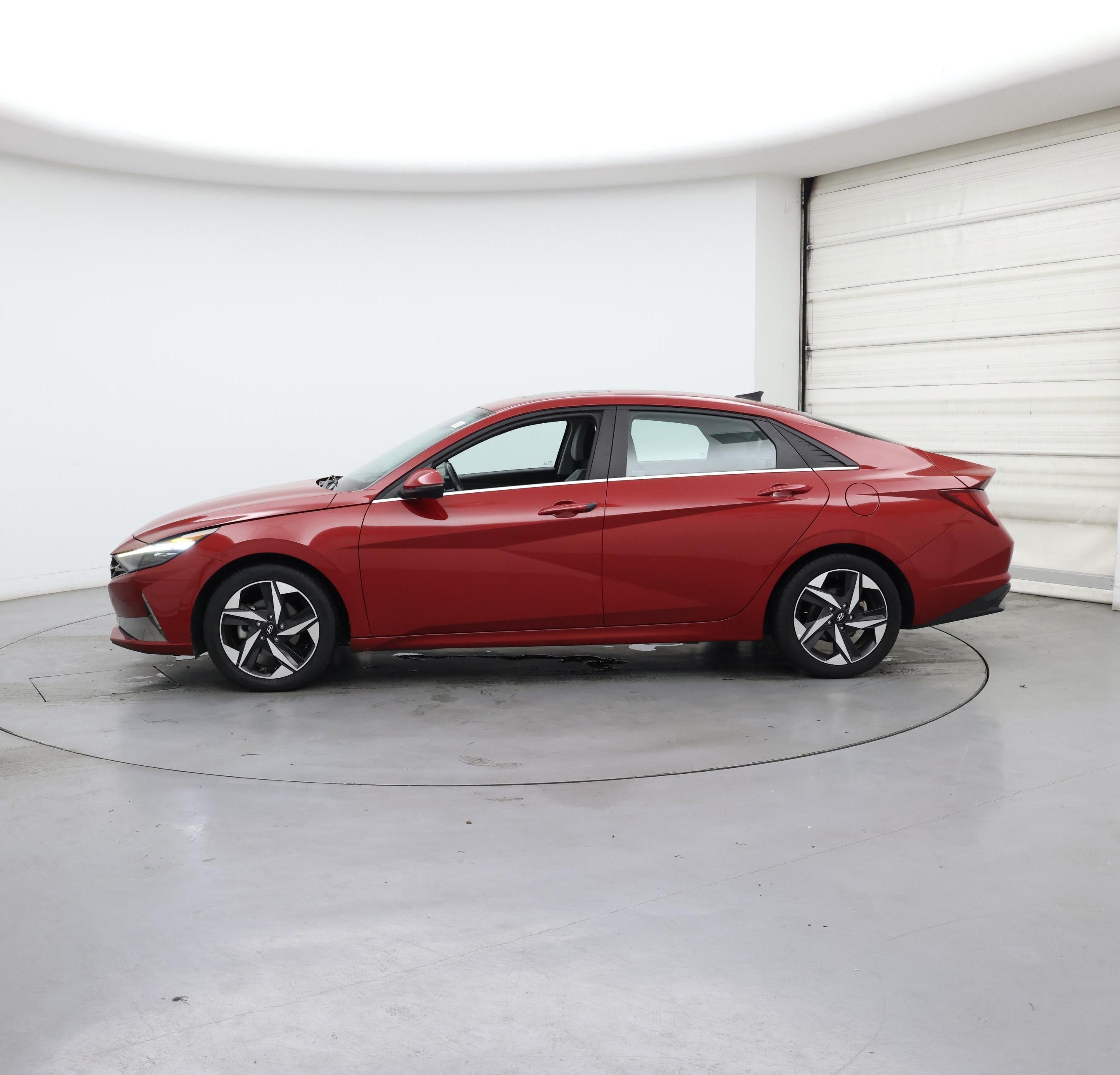 Thumbnail: 2023 Hyundai Elantra - 3