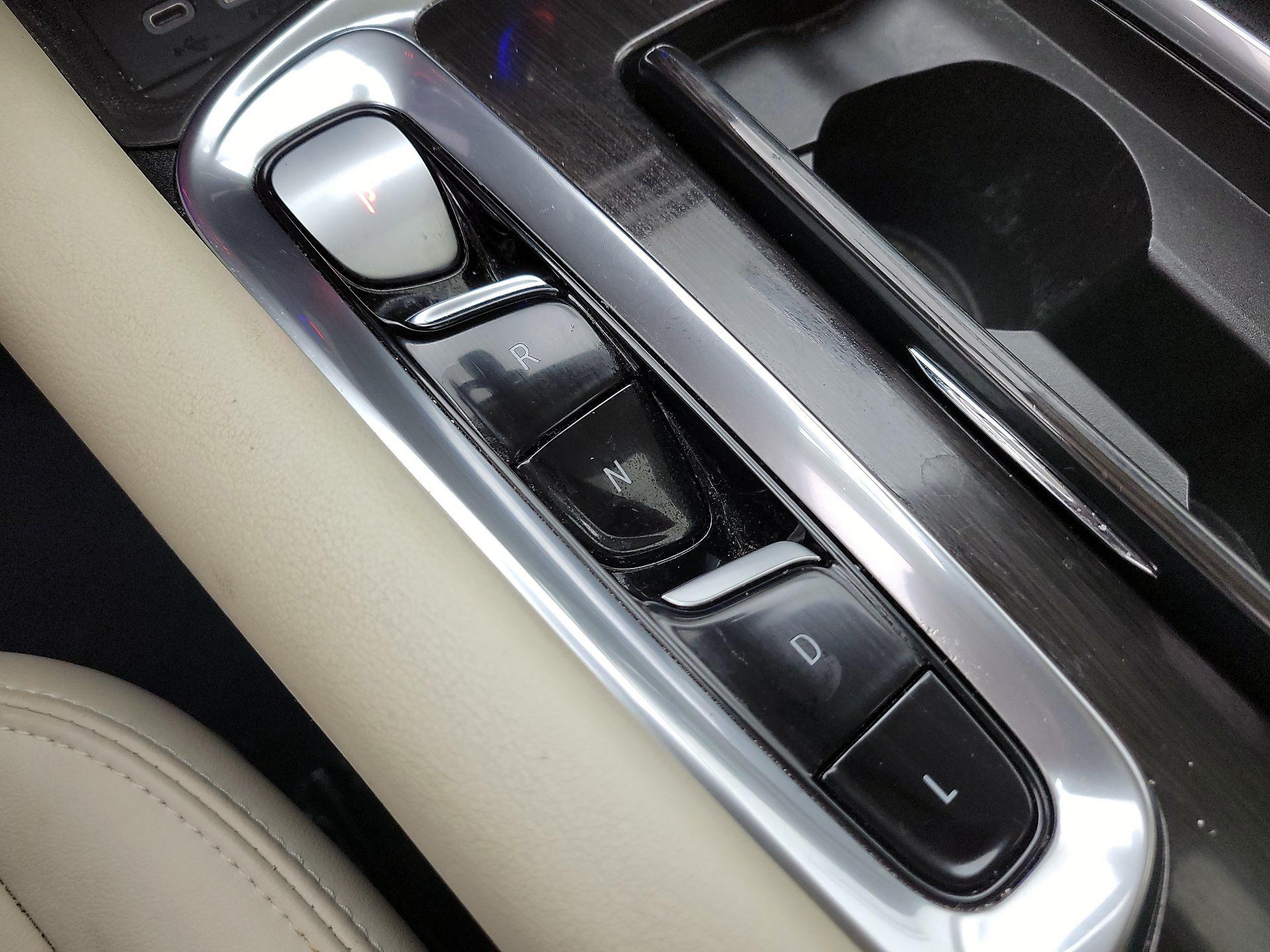 Thumbnail: 2022 Buick Enclave - 18