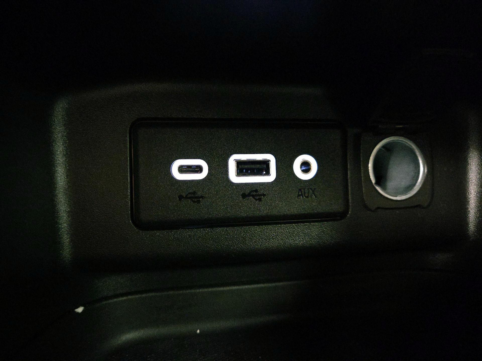 Thumbnail: 2023 Chevrolet Equinox - 18