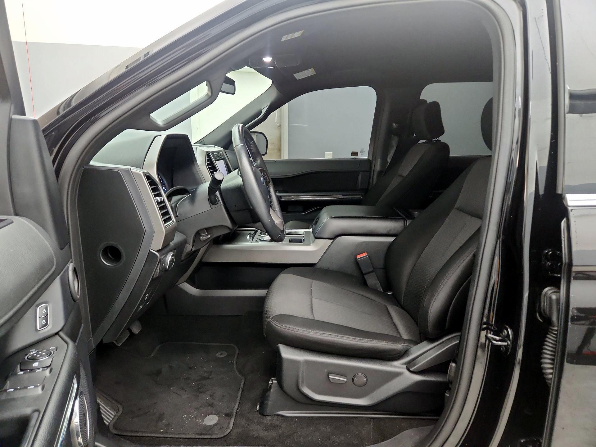 Thumbnail: 2020 Ford Expedition - 11