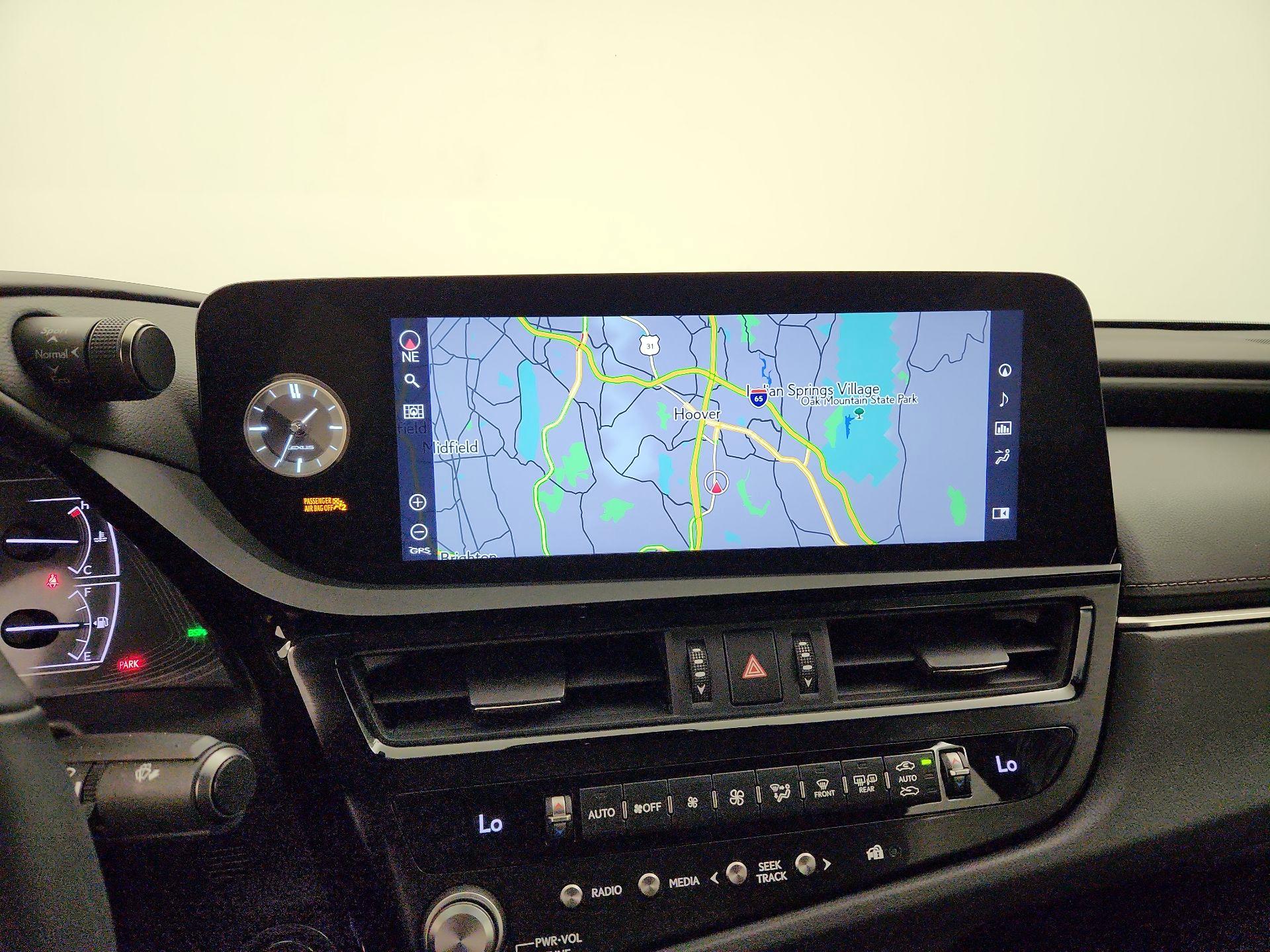 Thumbnail: 2022 Lexus ES - 14