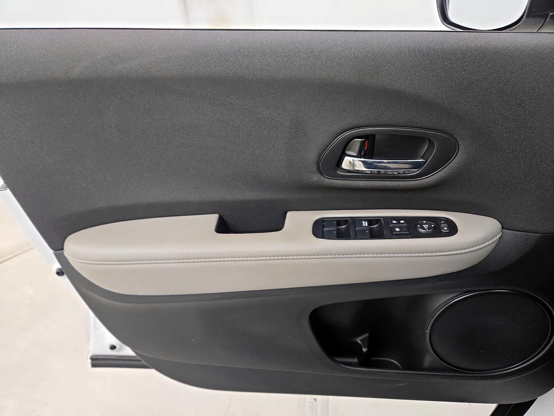 Thumbnail: 2021 Honda HR-V - 12