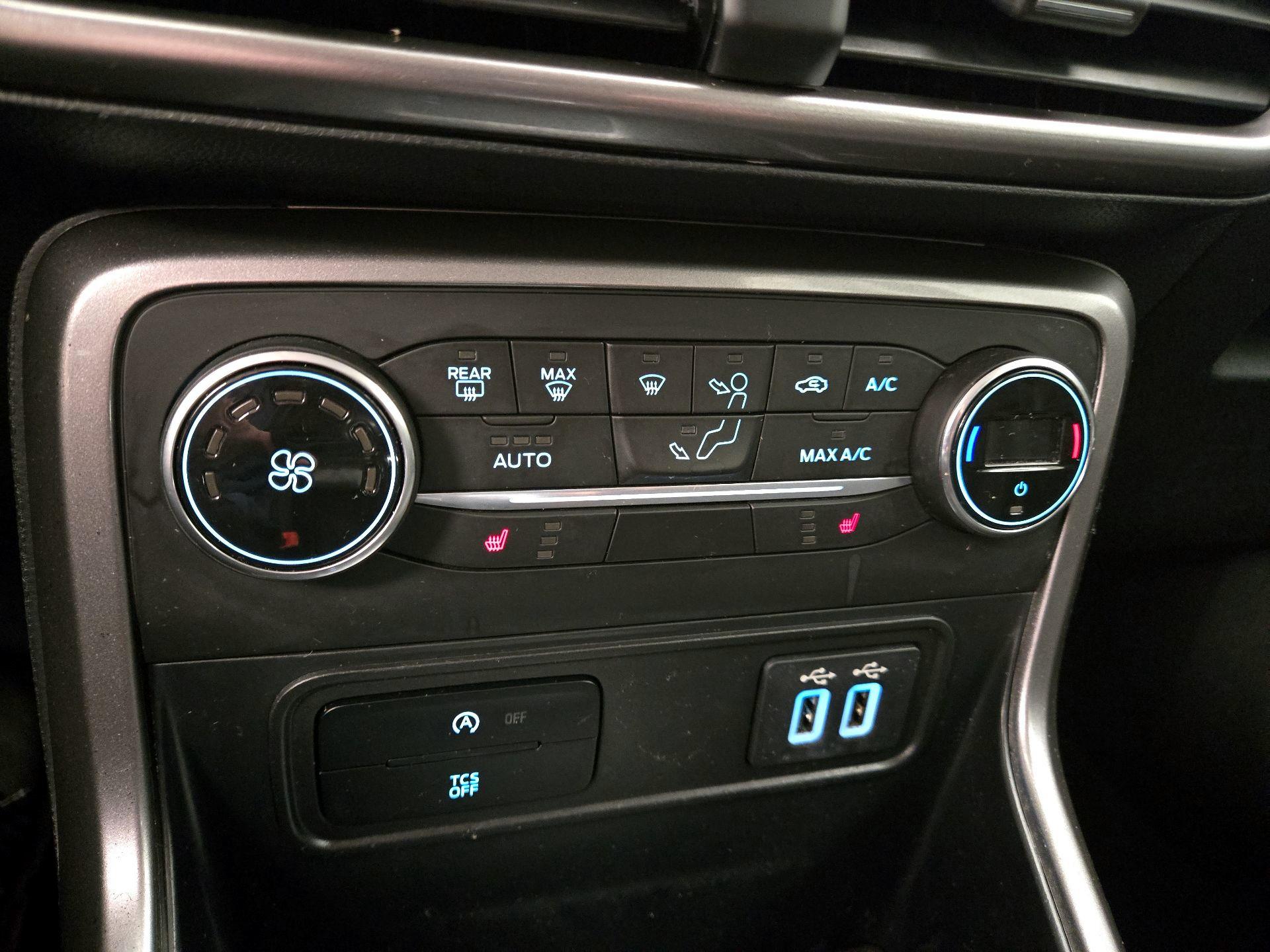 Thumbnail: 2020 Ford EcoSport - 16