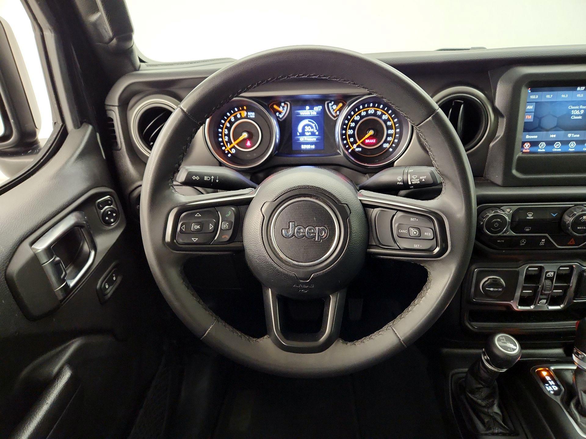 Thumbnail: 2023 Jeep Gladiator - 10