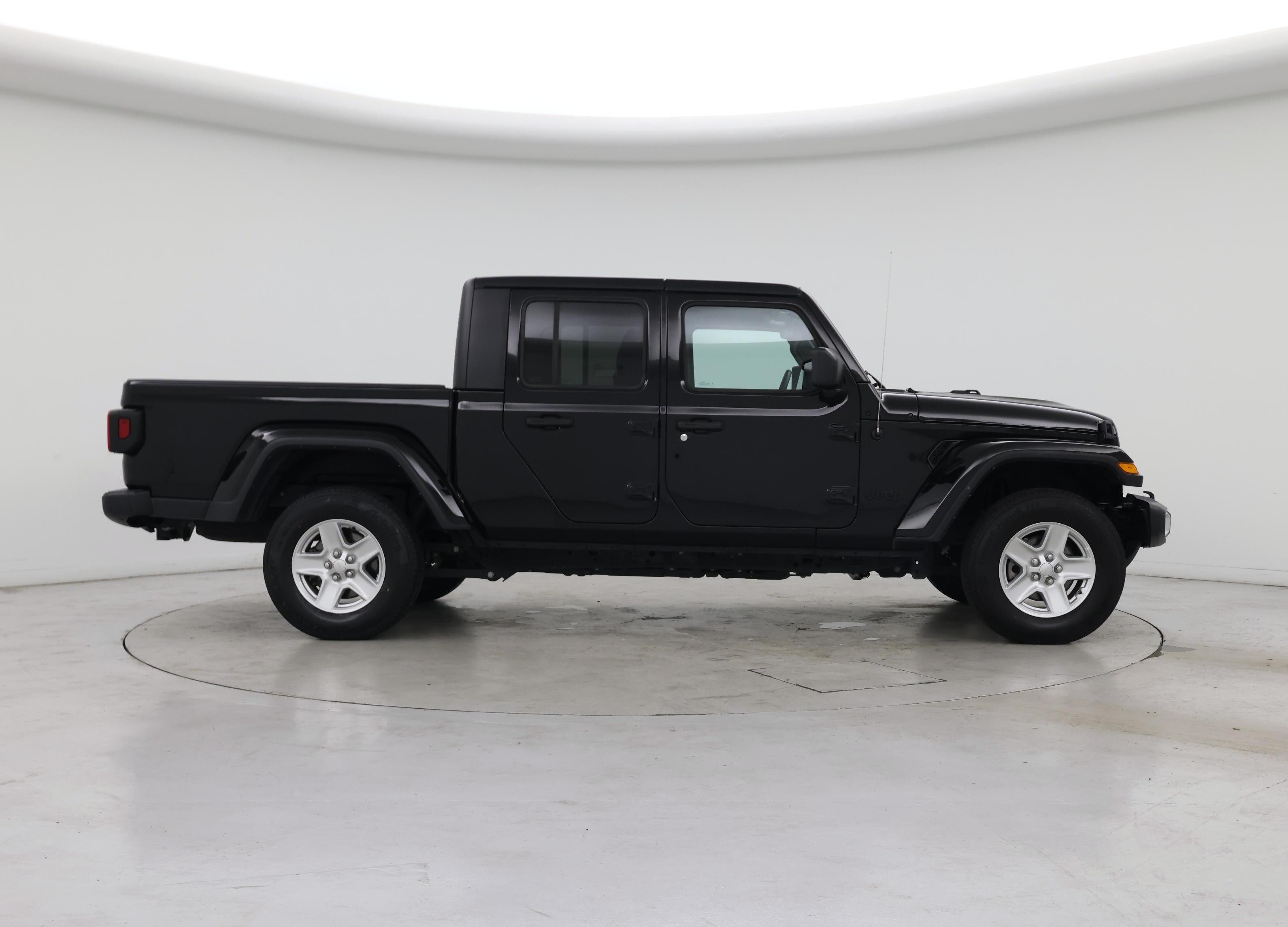 Thumbnail: 2023 Jeep Gladiator - 7