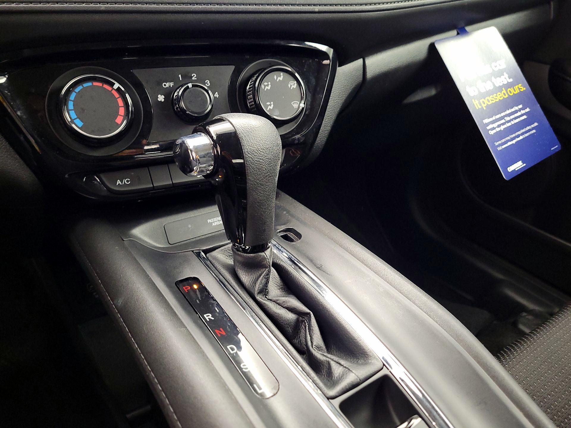 Thumbnail: 2021 Honda HR-V - 15