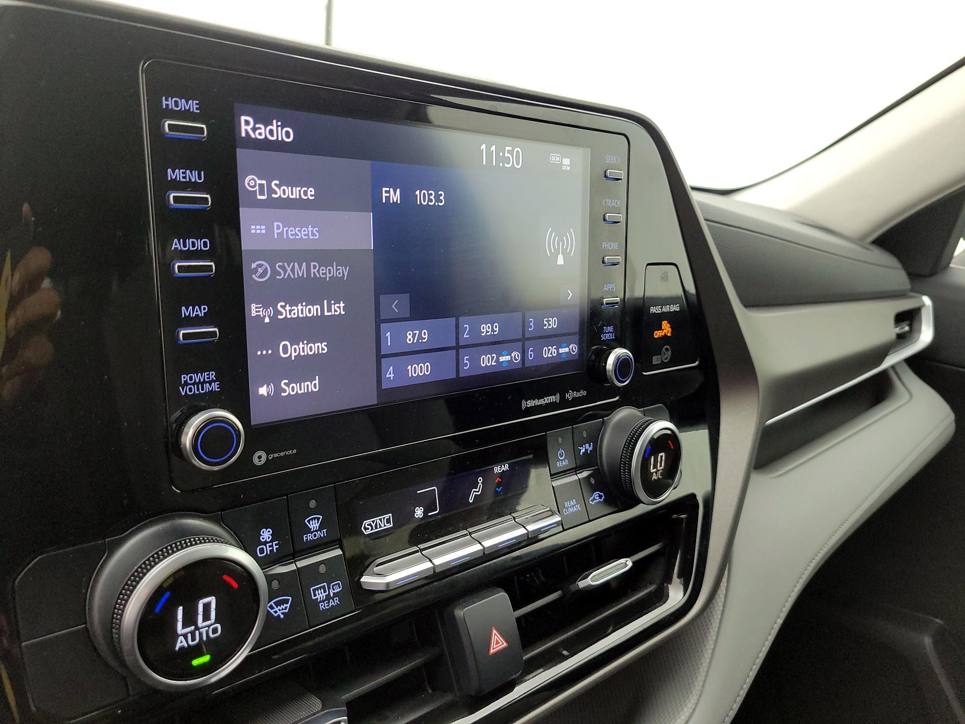 Thumbnail: 2022 Toyota Highlander - 15