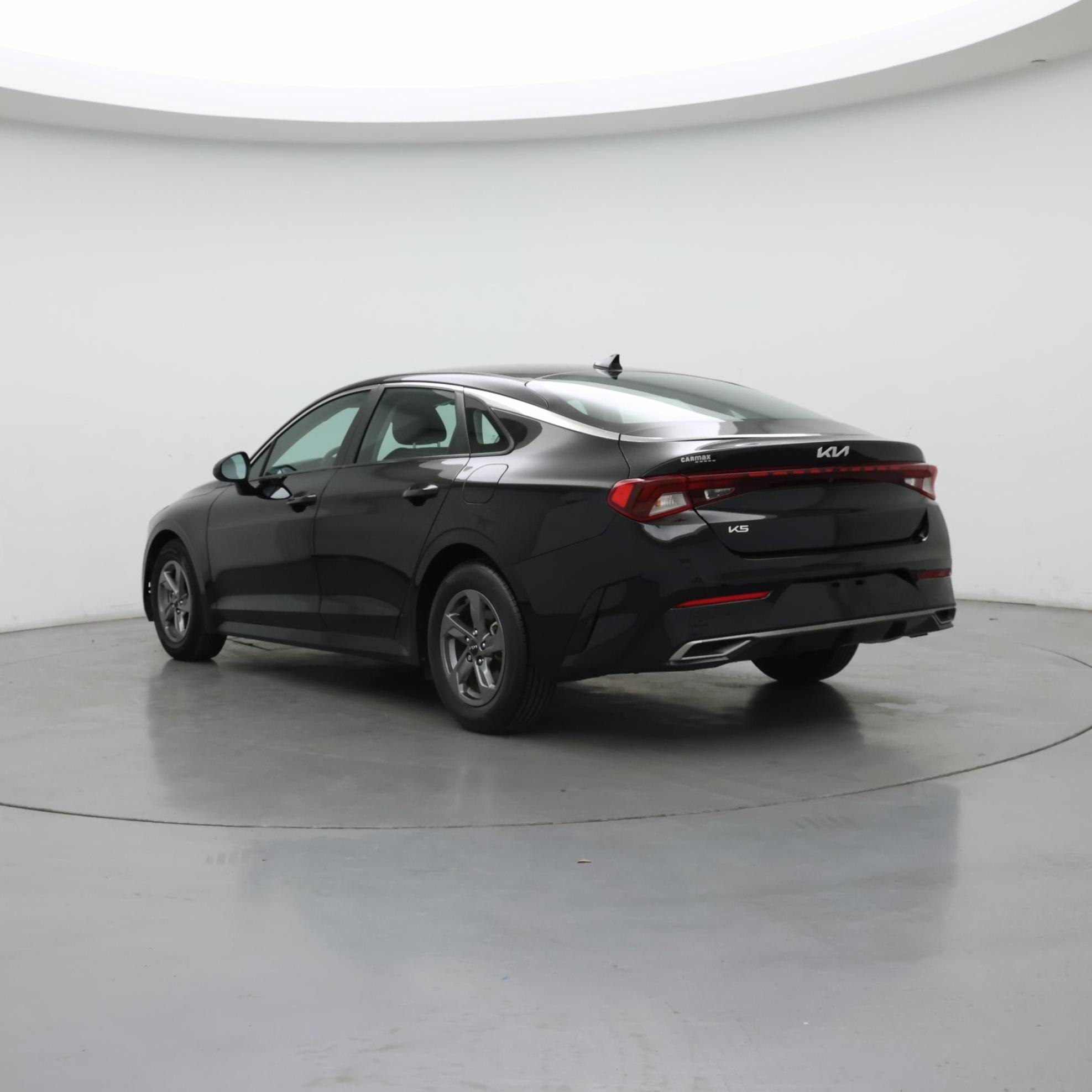 Thumbnail: 2023 Kia K5 - 2