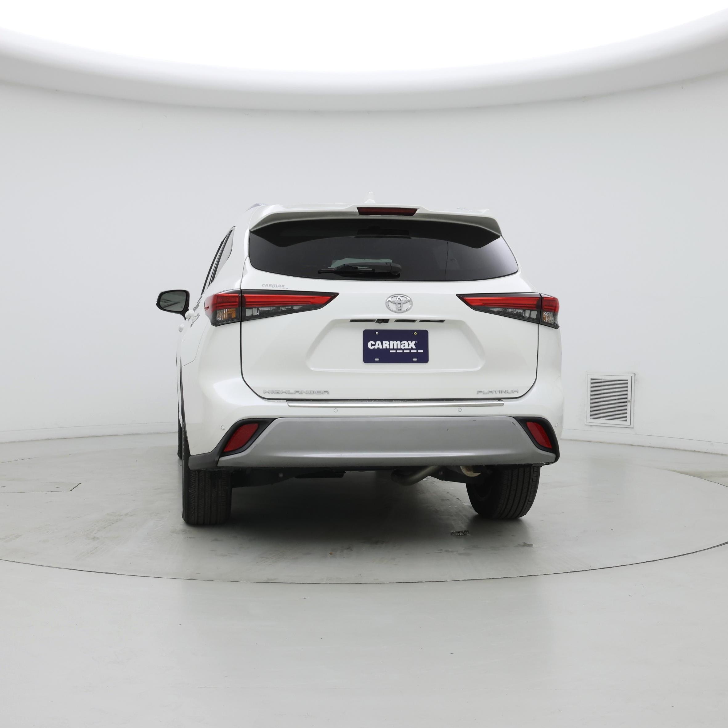 Thumbnail: 2021 Toyota Highlander - 6