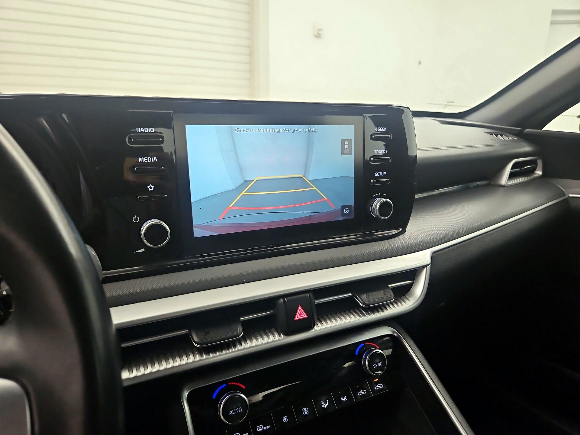 Thumbnail: 2021 Kia K5 - 14