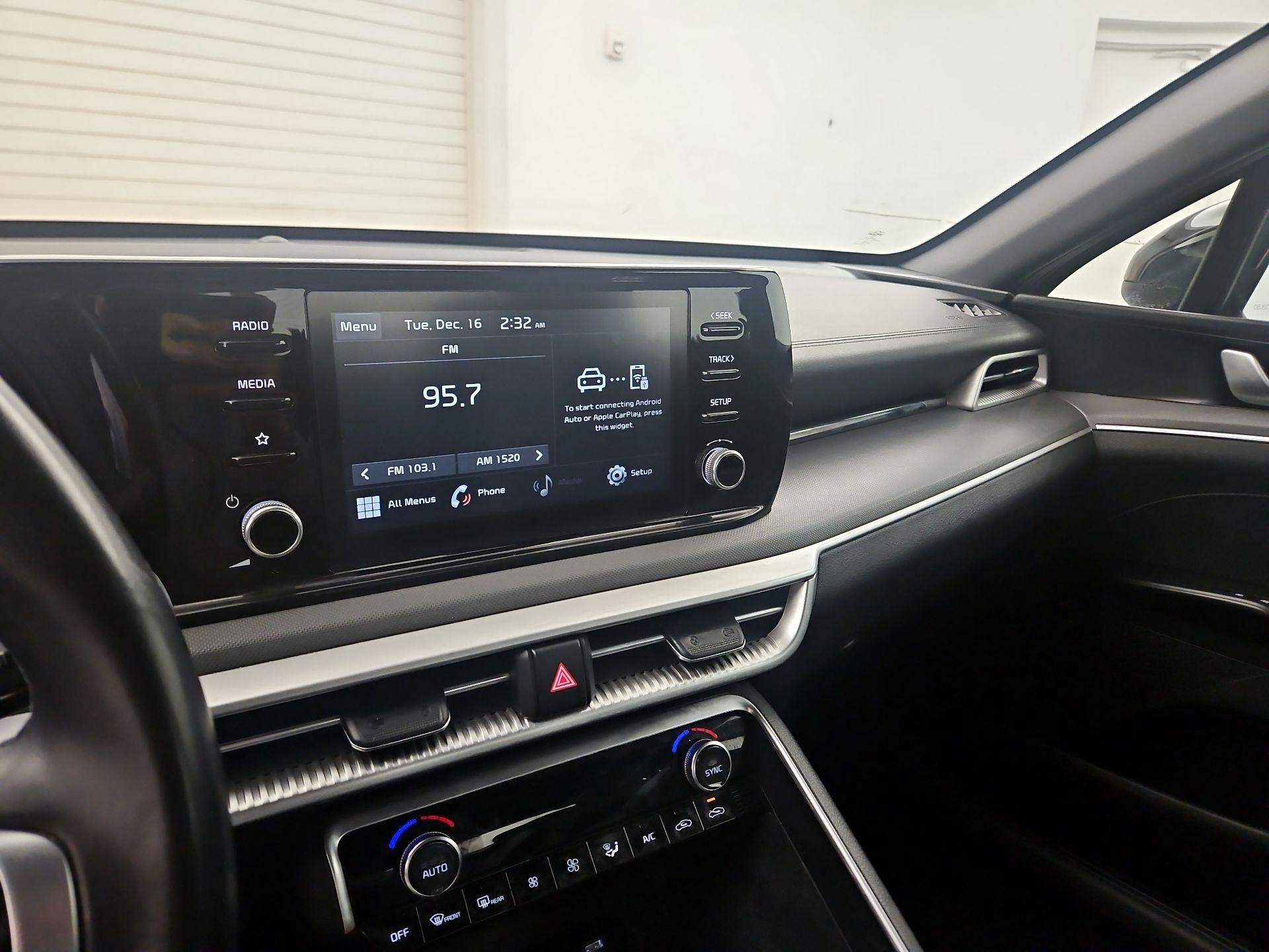 Thumbnail: 2021 Kia K5 - 15