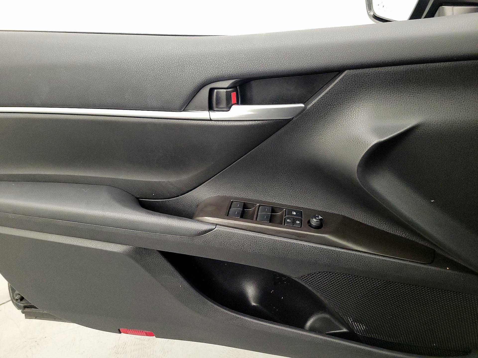 Thumbnail: 2024 Toyota Camry - 12