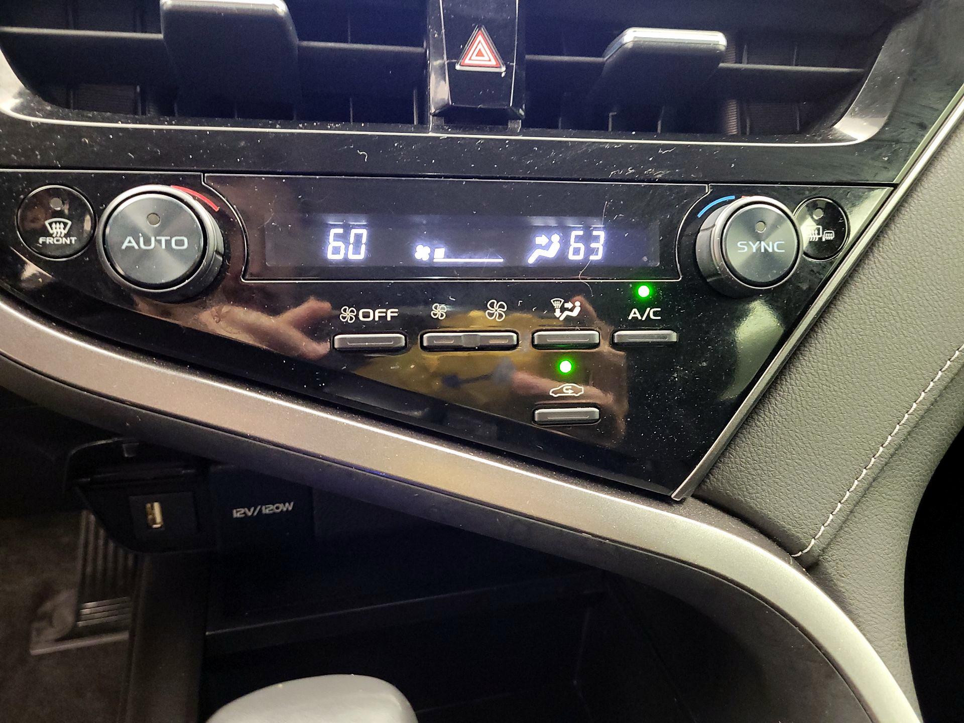 Thumbnail: 2024 Toyota Camry - 14