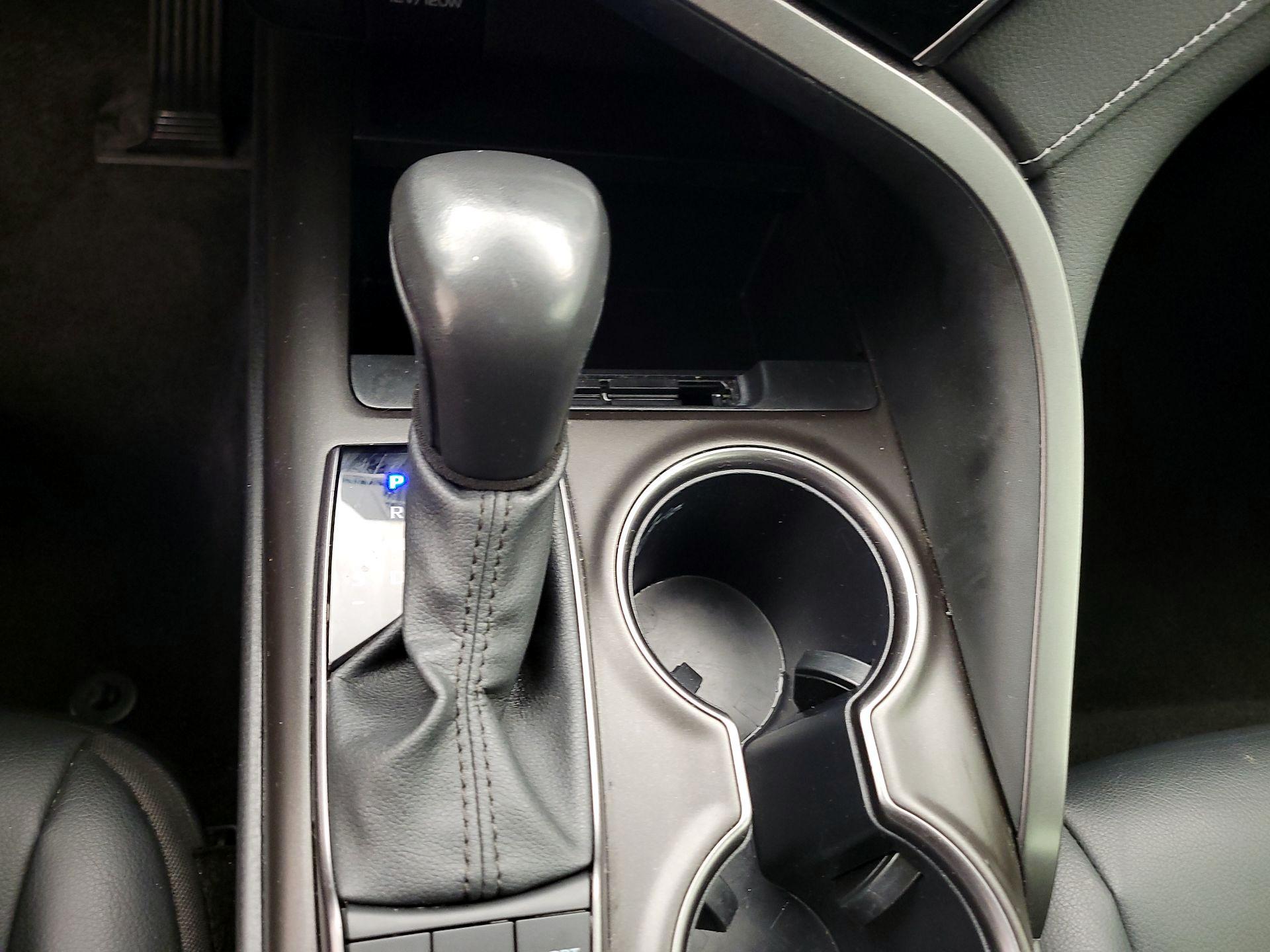 Thumbnail: 2024 Toyota Camry - 15