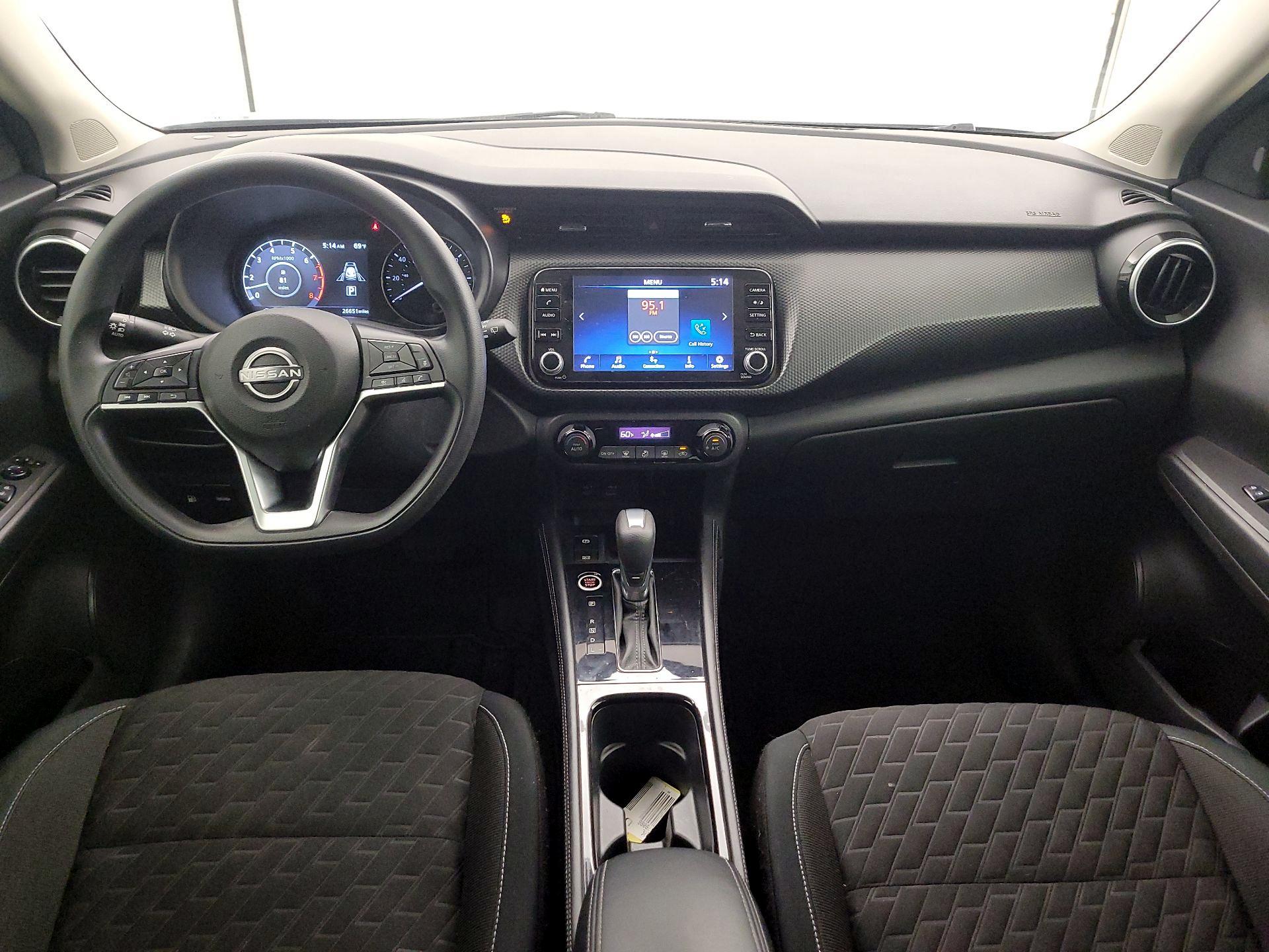 Thumbnail: 2022 Nissan Kicks - 9