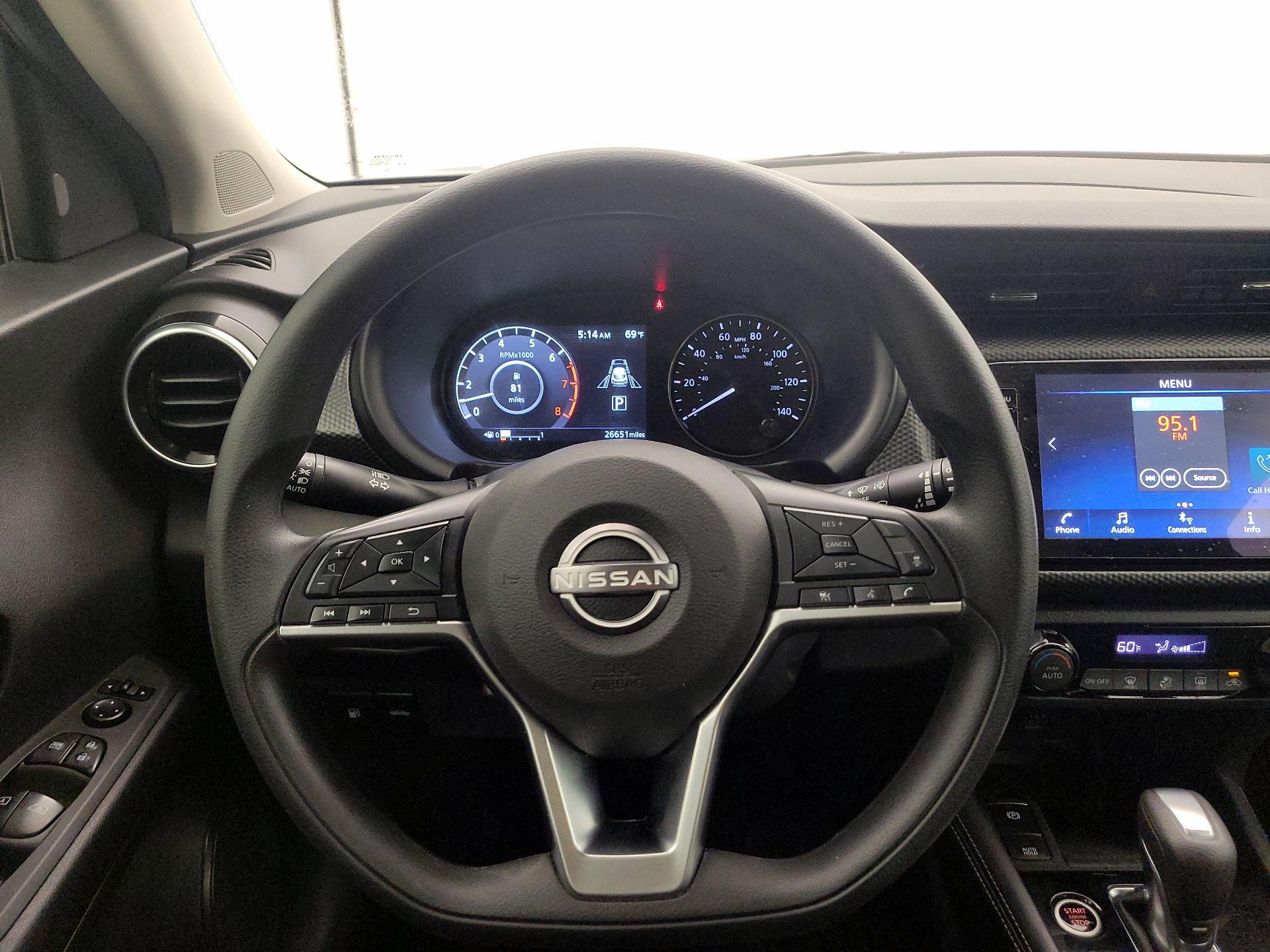 Thumbnail: 2022 Nissan Kicks - 10