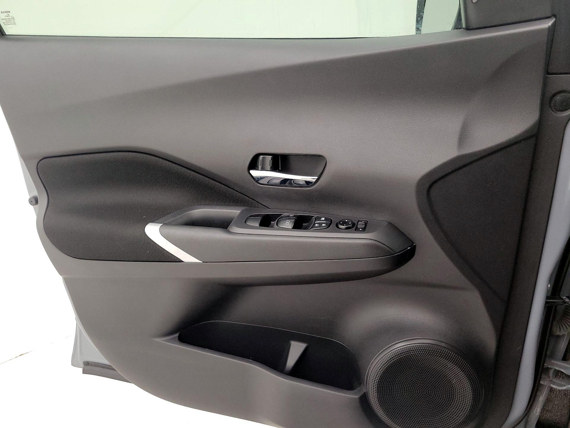 Thumbnail: 2022 Nissan Kicks - 12