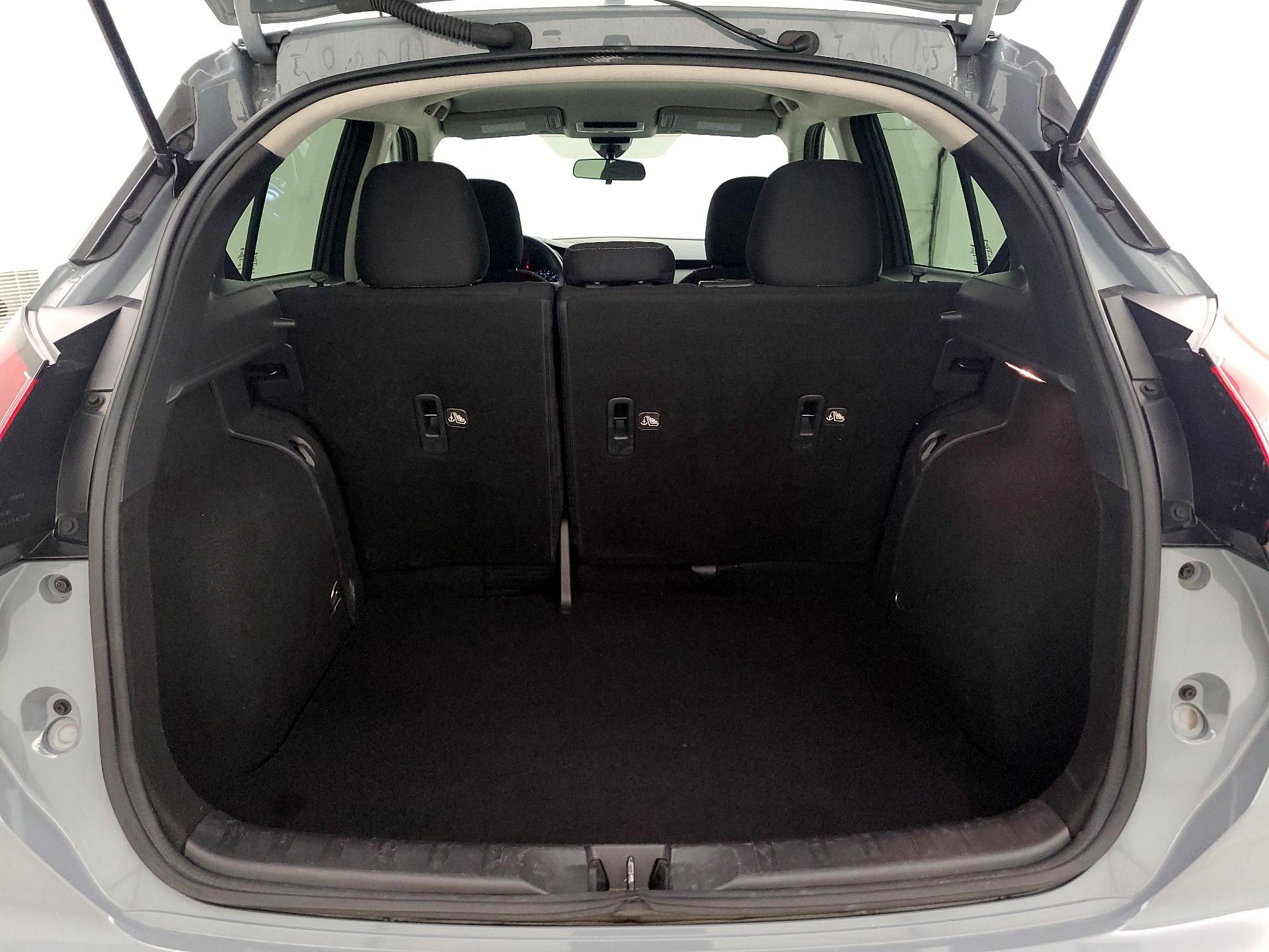 Thumbnail: 2022 Nissan Kicks - 19