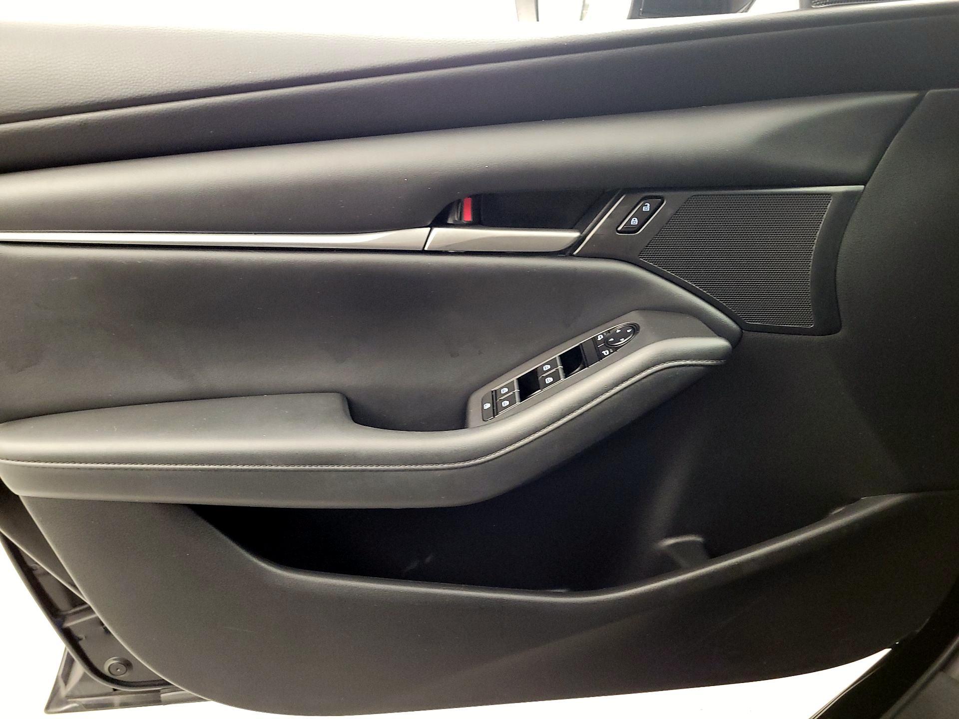 Thumbnail: 2021 Mazda Mazda3 - 12