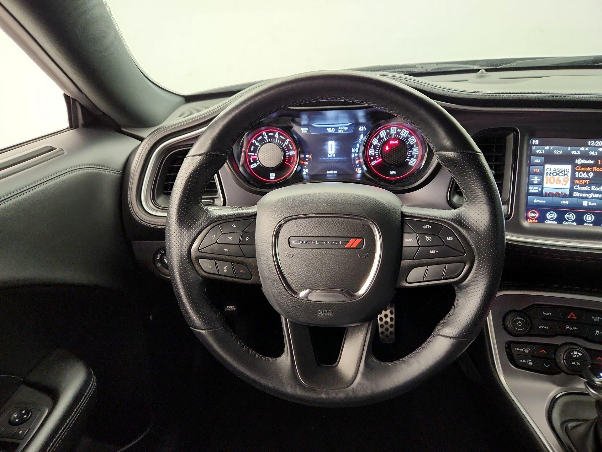 Thumbnail: 2020 Dodge Challenger - 10