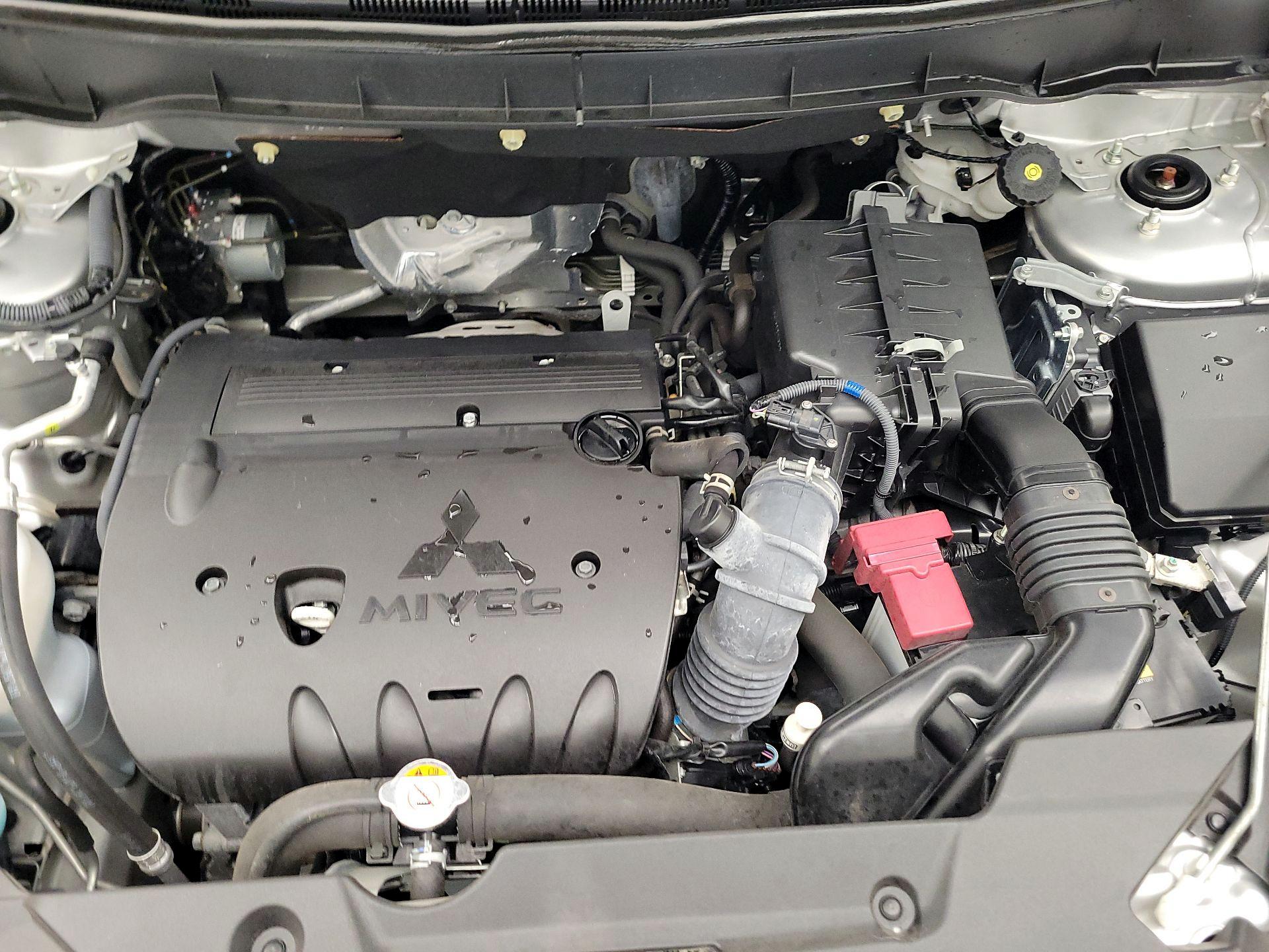 Thumbnail: 2023 Mitsubishi Outlander Sport - 17