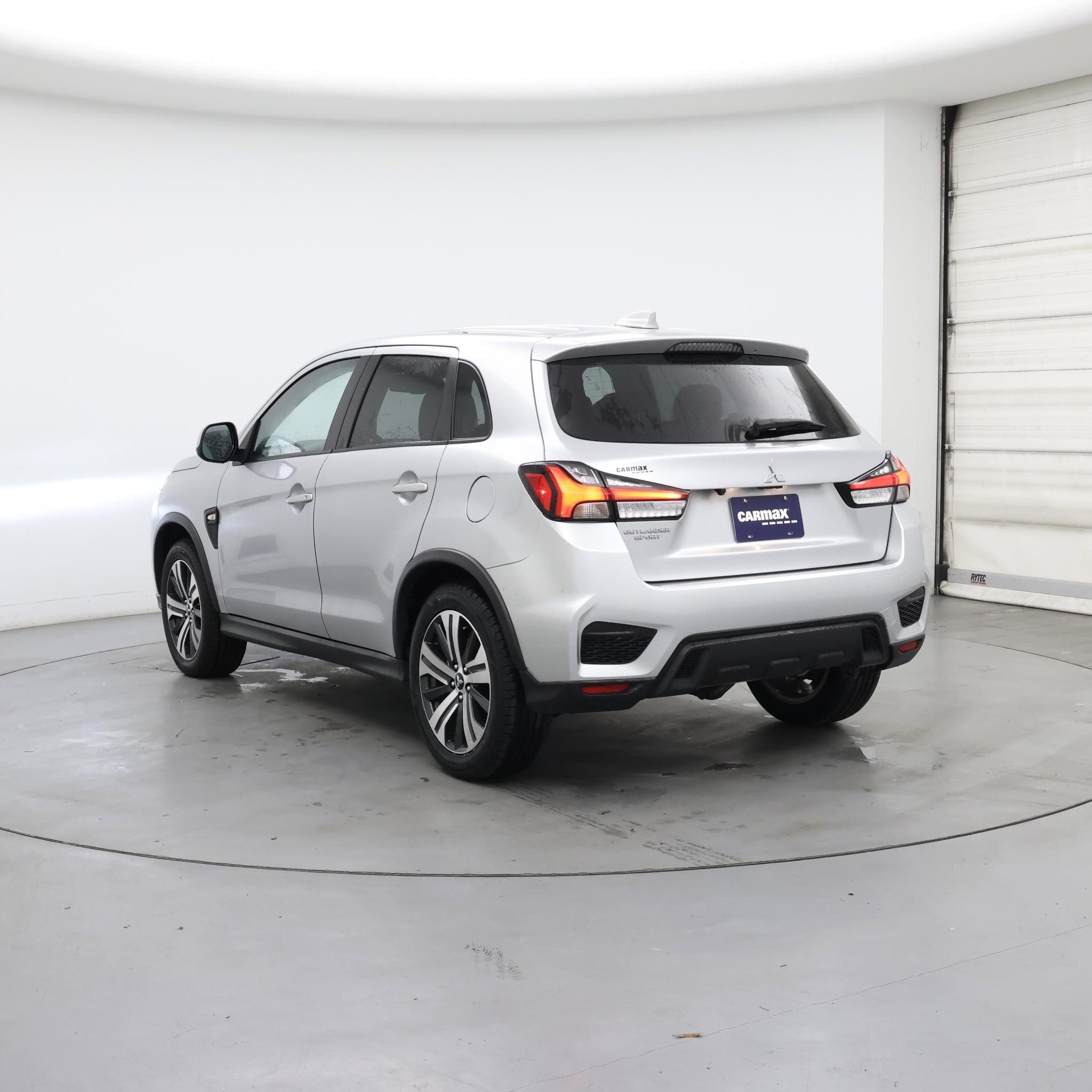 Thumbnail: 2023 Mitsubishi Outlander Sport - 2