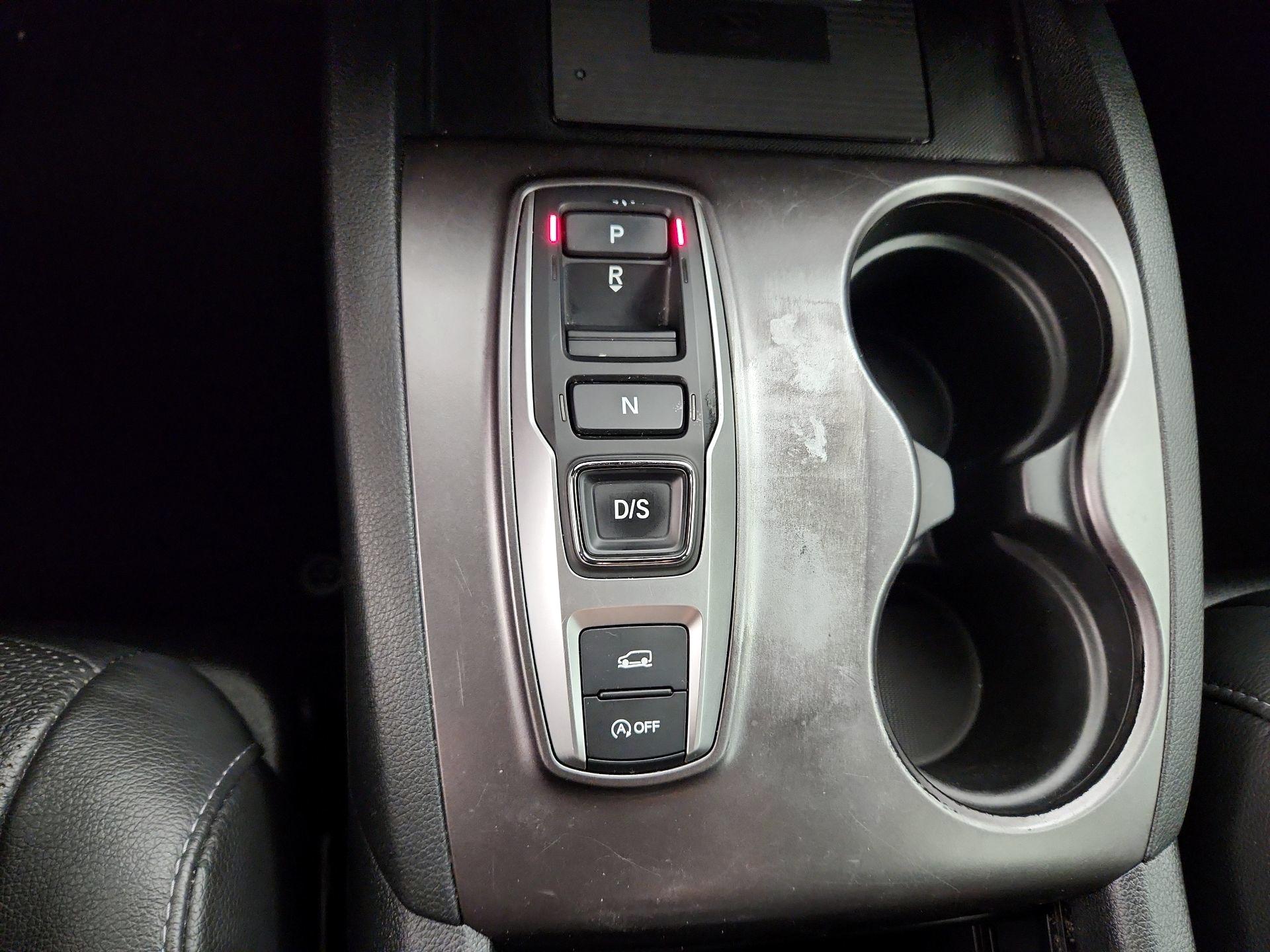 Thumbnail: 2022 Honda Passport - 17