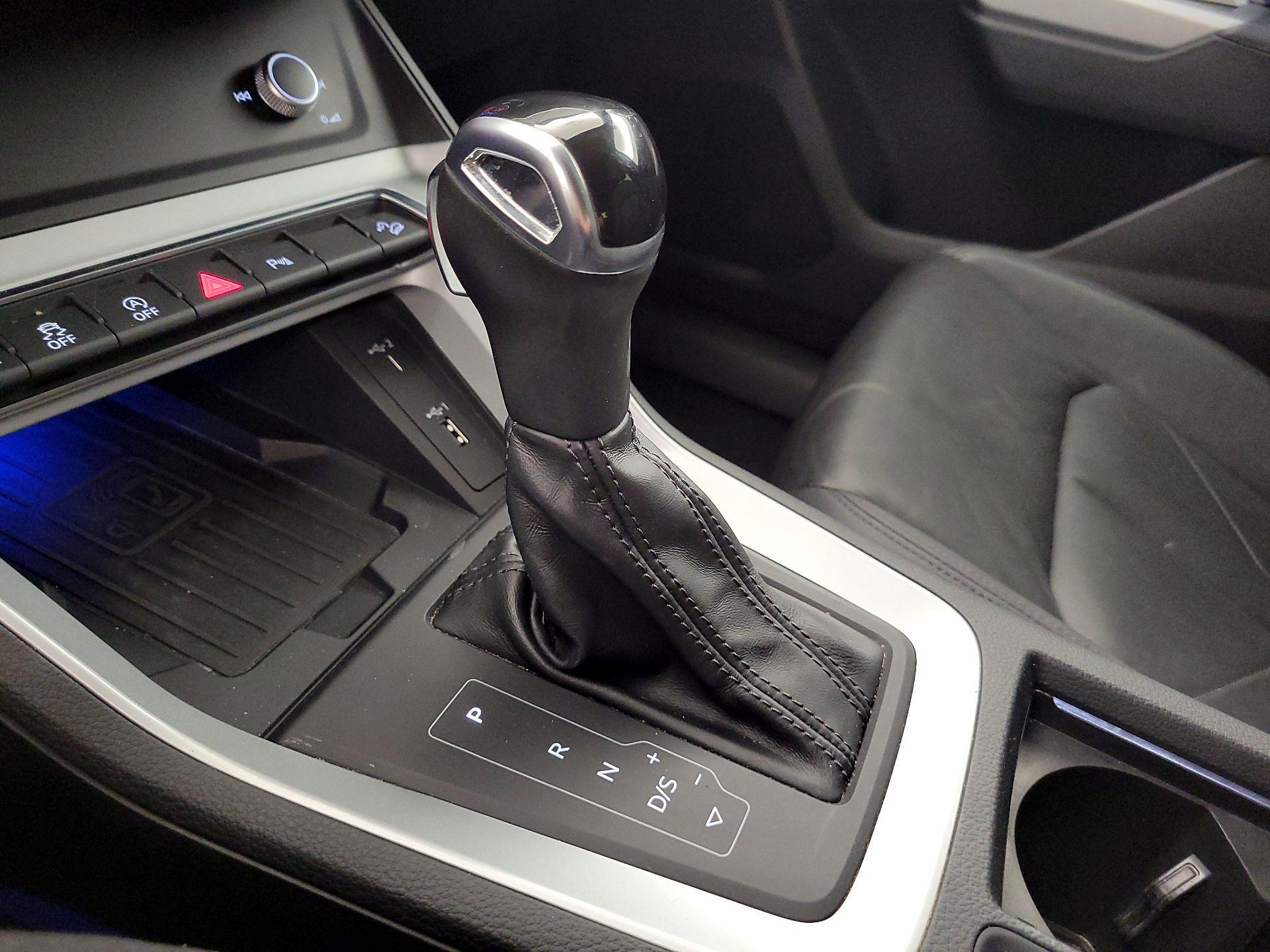 Thumbnail: 2021 Audi Q3 - 17