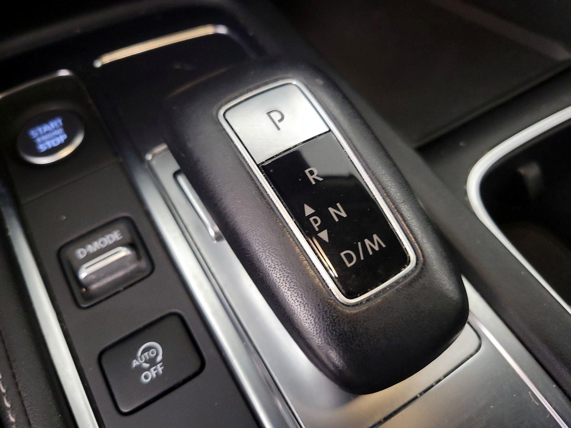 Thumbnail: 2023 INFINITI QX60 - 18