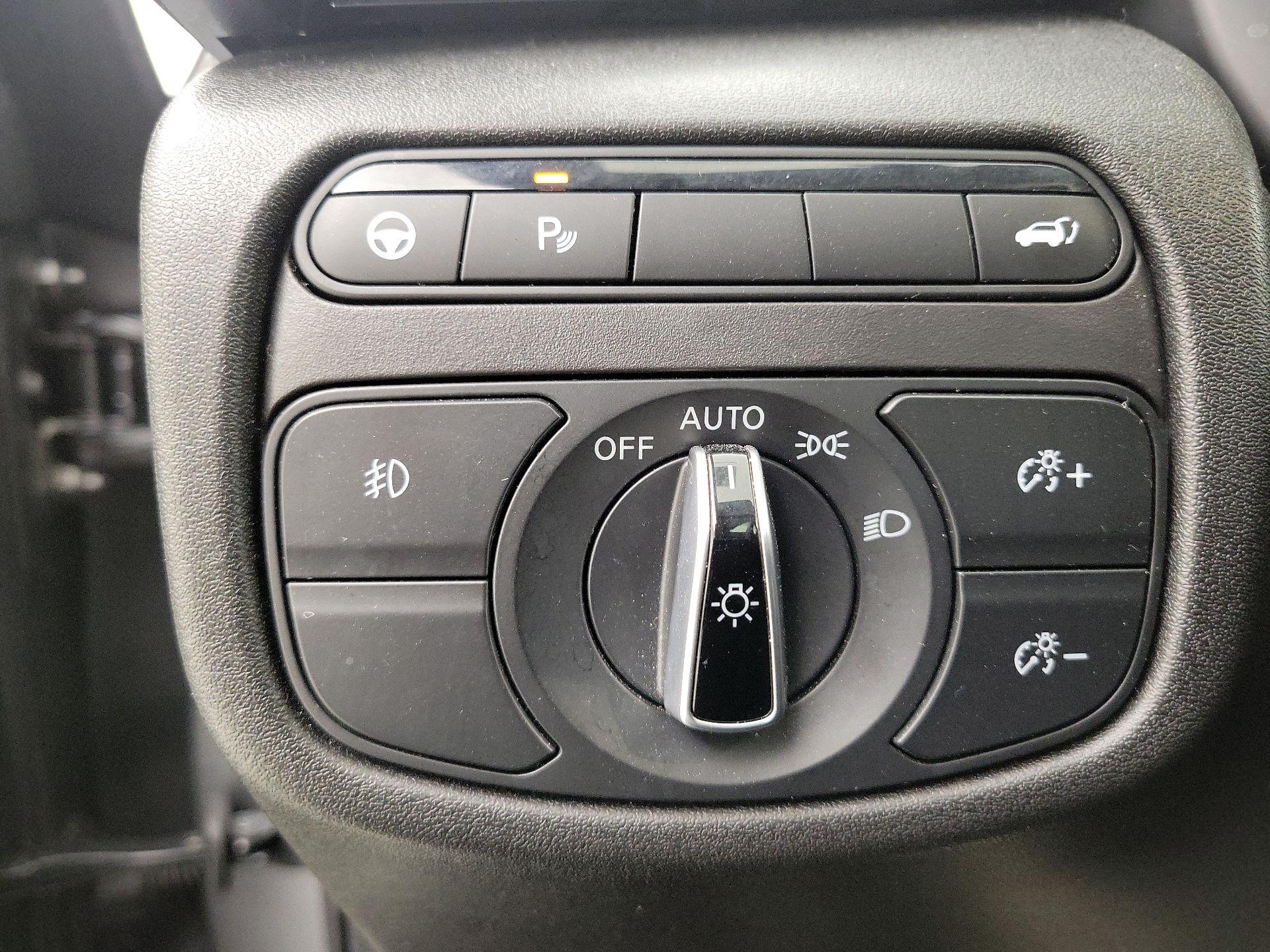 Thumbnail: 2021 INFINITI QX50 - 13