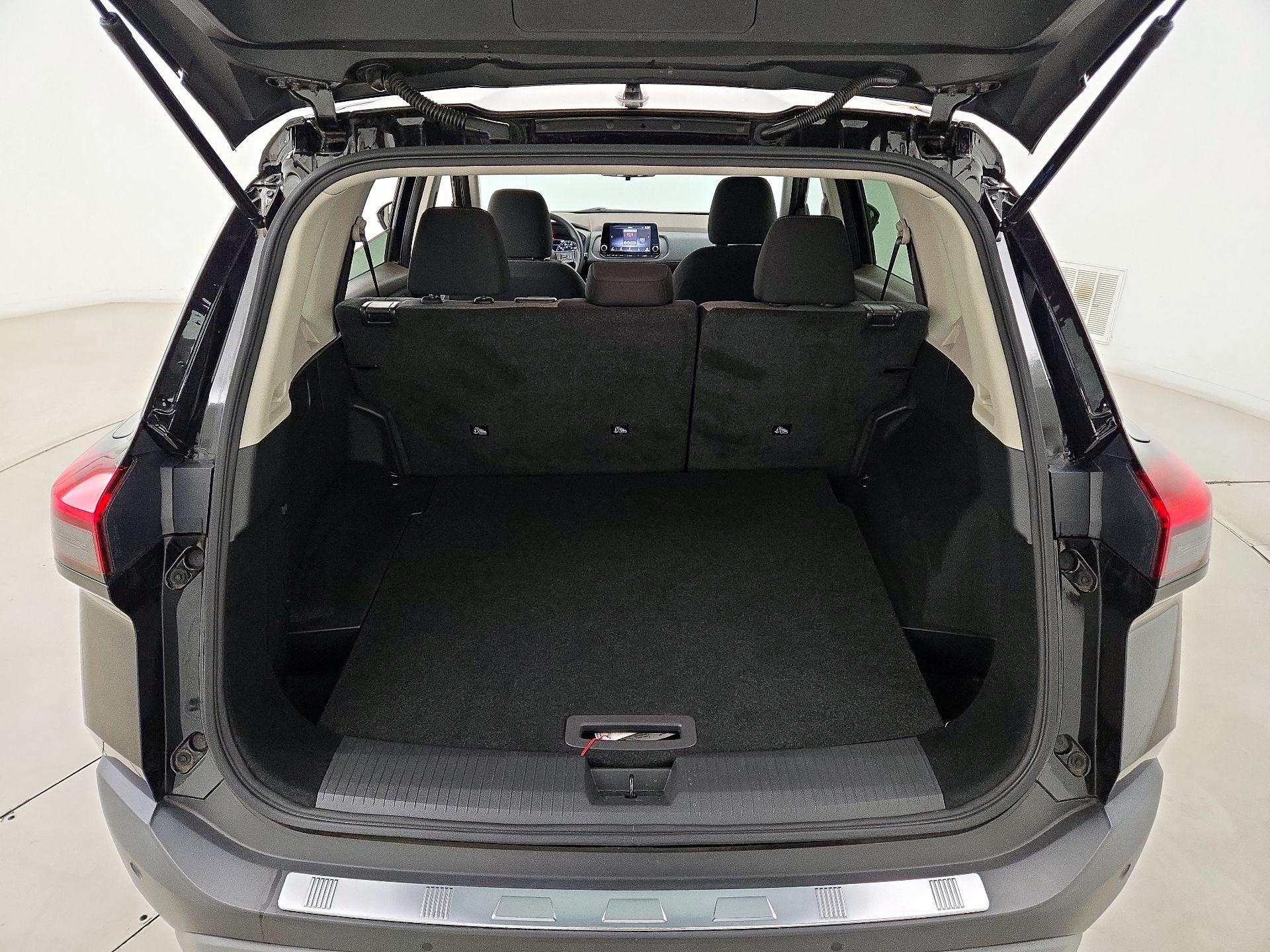 Thumbnail: 2023 Nissan Rogue - 20