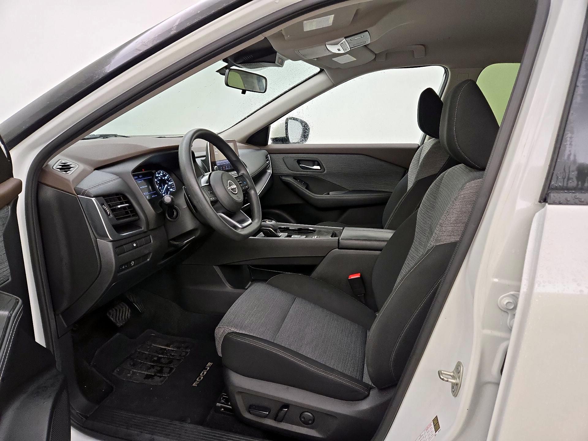 Thumbnail: 2023 Nissan Rogue - 11