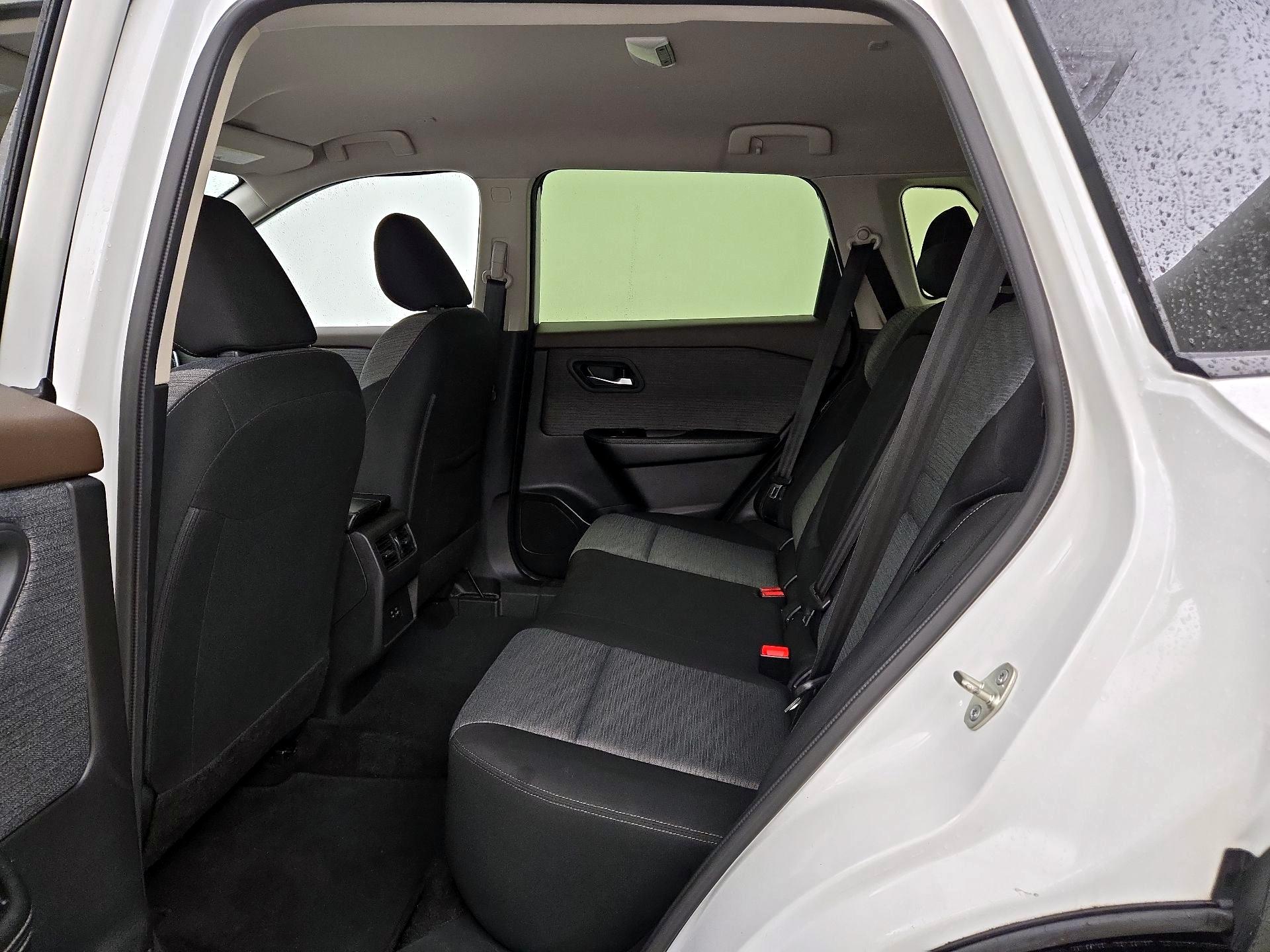 Thumbnail: 2023 Nissan Rogue - 19