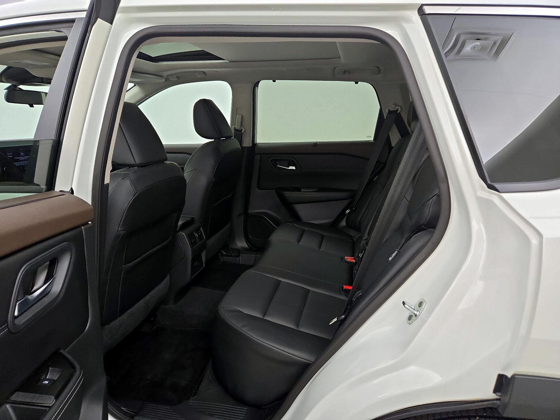 Thumbnail: 2022 Nissan Rogue - 20