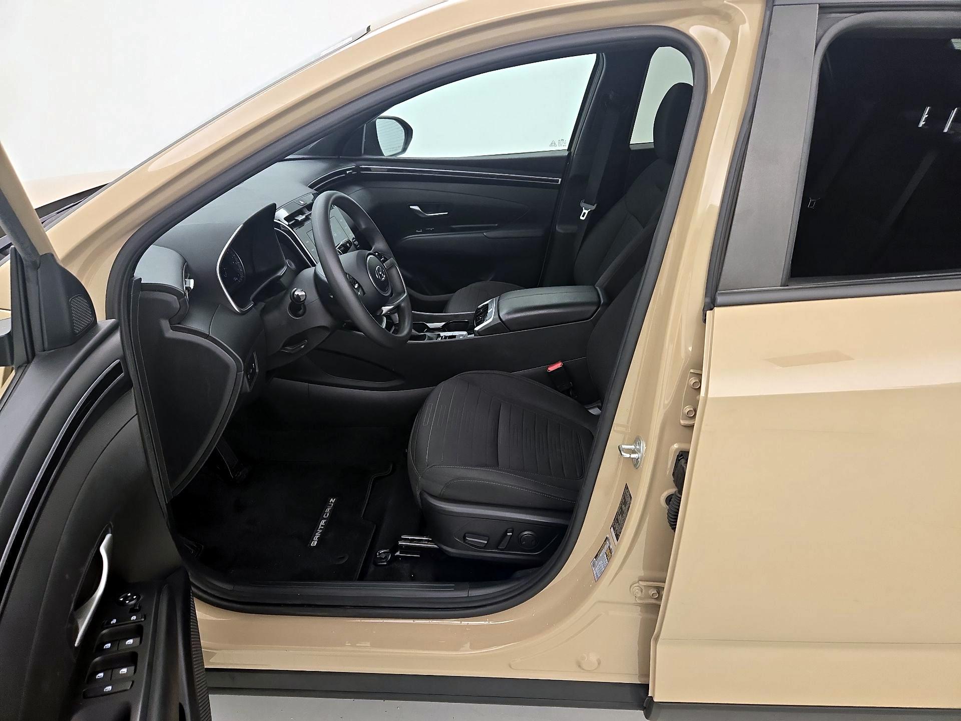 Thumbnail: 2023 Hyundai Santa Cruz - 11