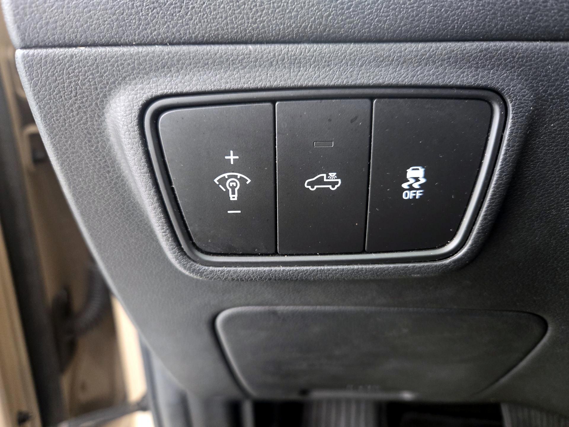 Thumbnail: 2023 Hyundai Santa Cruz - 13