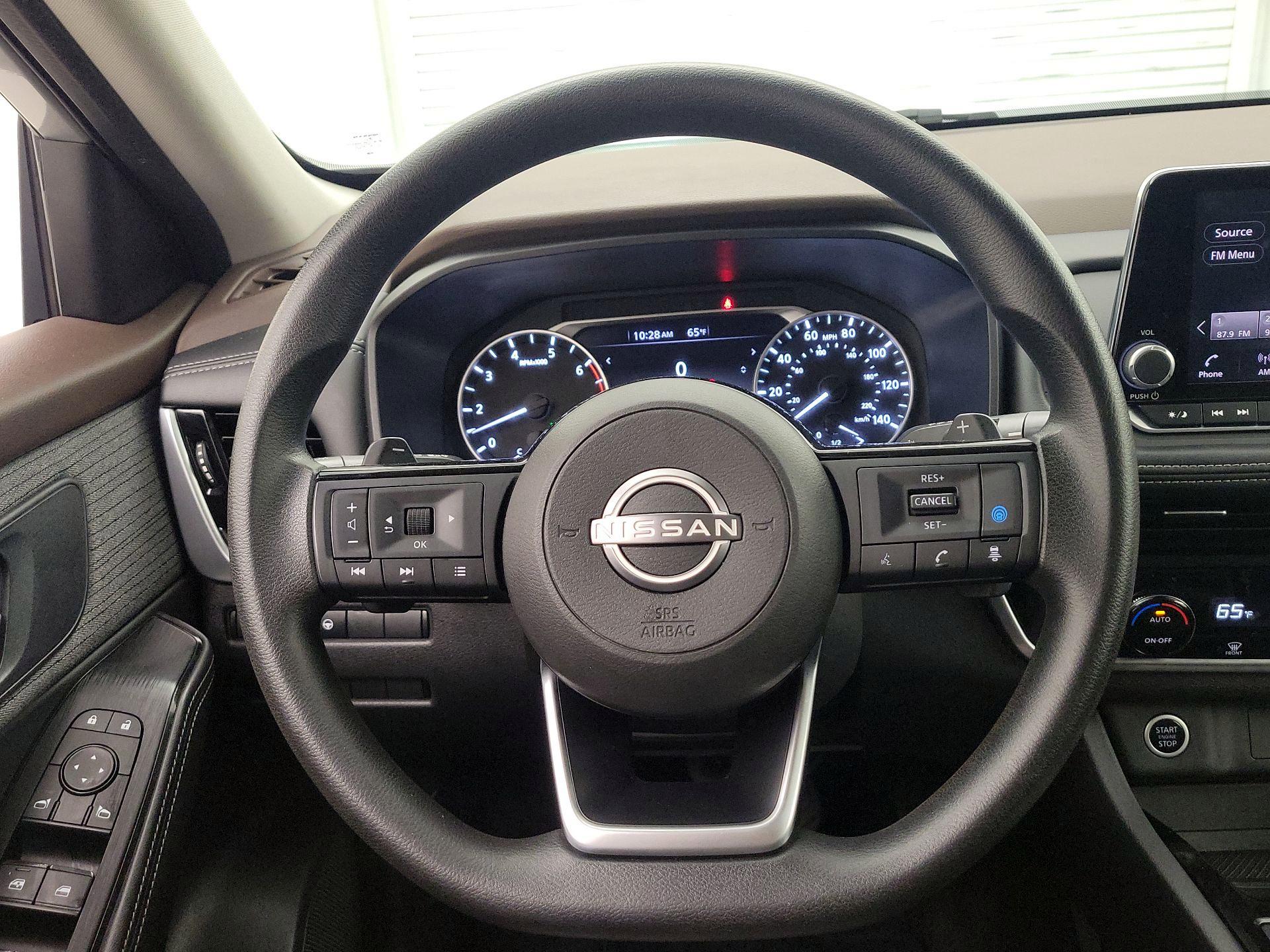 Thumbnail: 2022 Nissan Rogue - 10