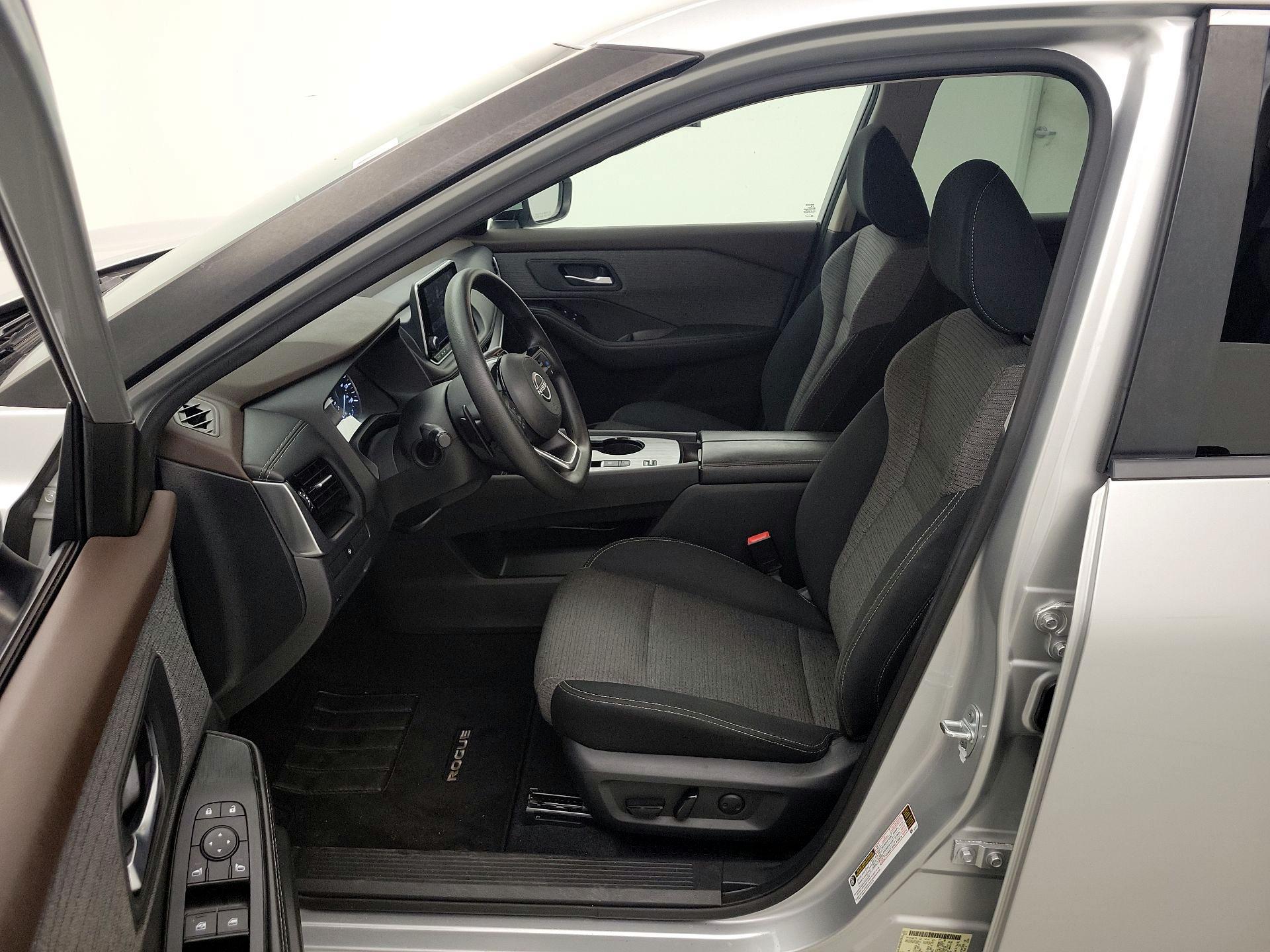 Thumbnail: 2022 Nissan Rogue - 11